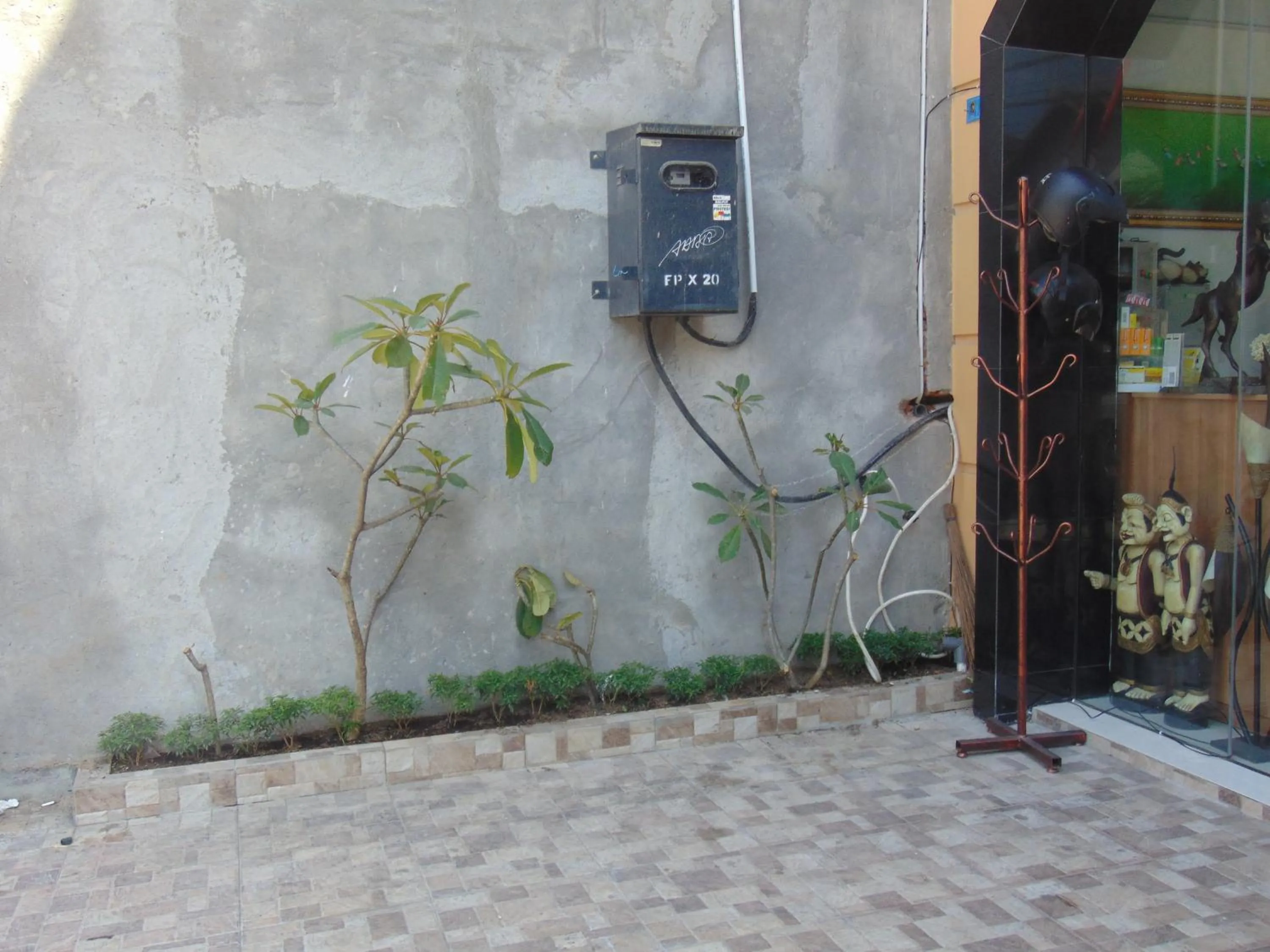 Day in Cabin Hotel Bhayangkara