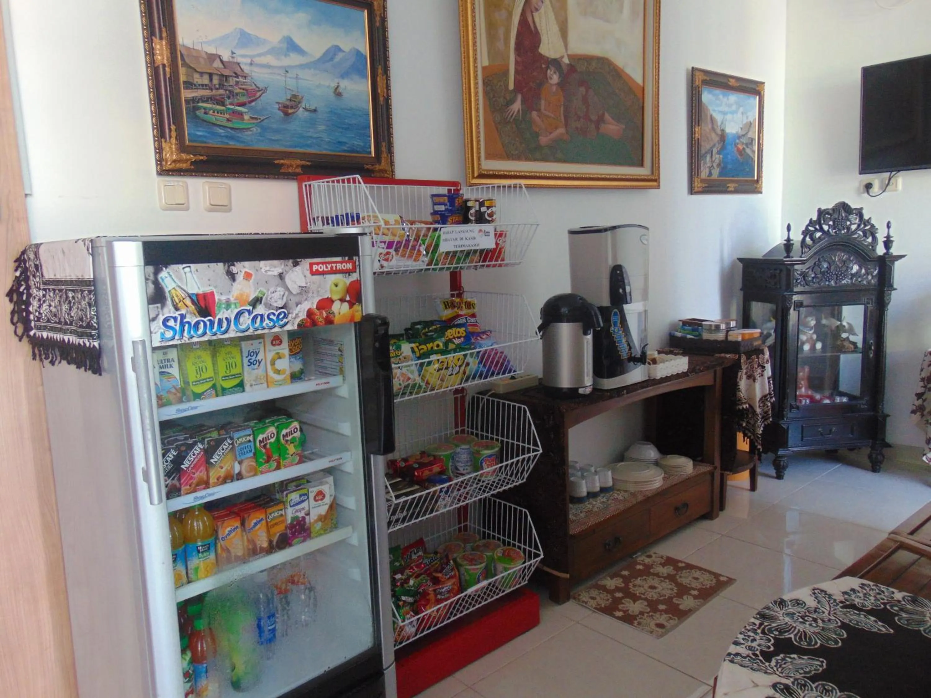 Coffee/tea facilities in Cabin Hotel Bhayangkara