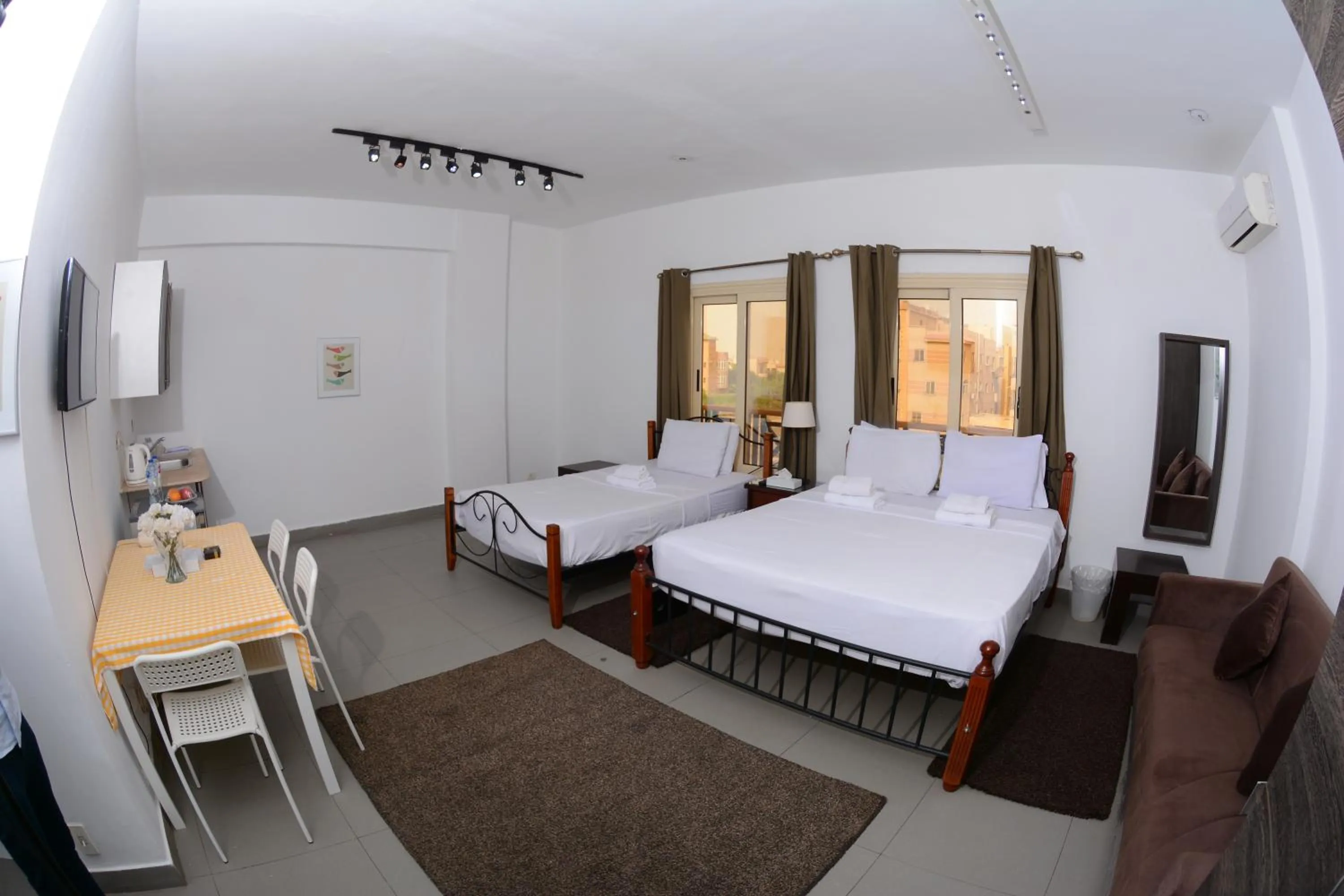 Photo of the whole room, Bed in Sakan 275