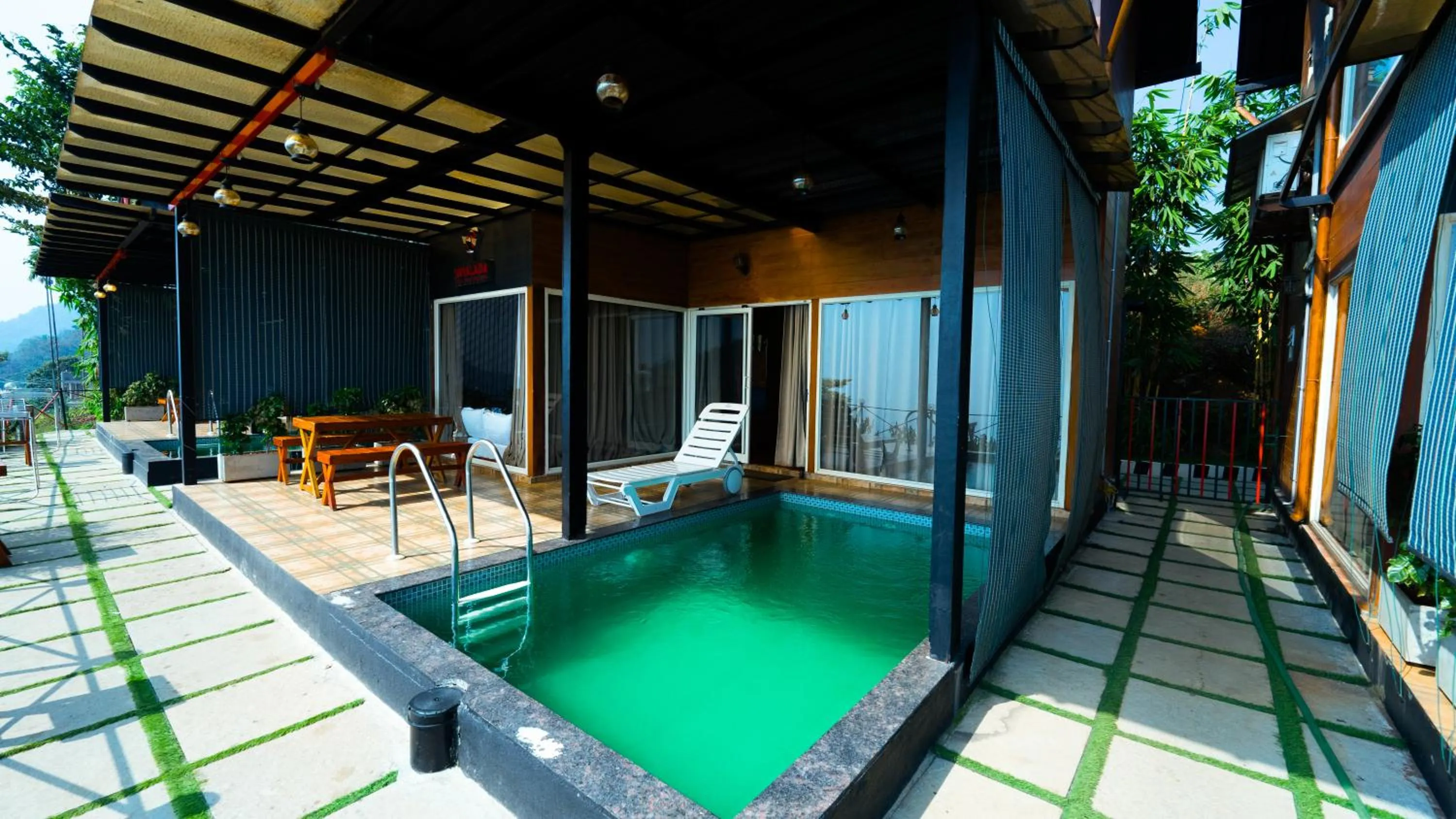 Property building in Vayalada View Point Resort