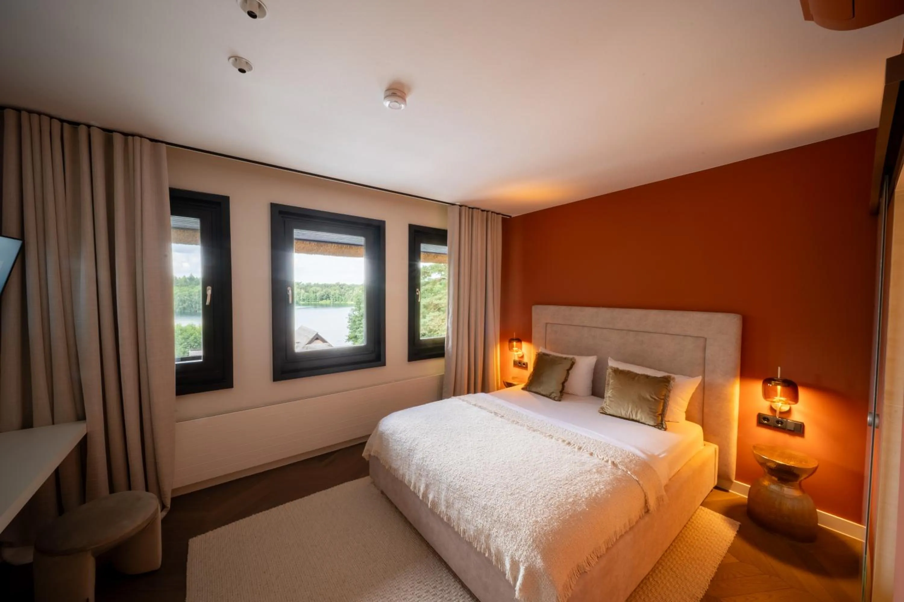 Bedroom, Bed in Van der Valk Naturresort Drewitz