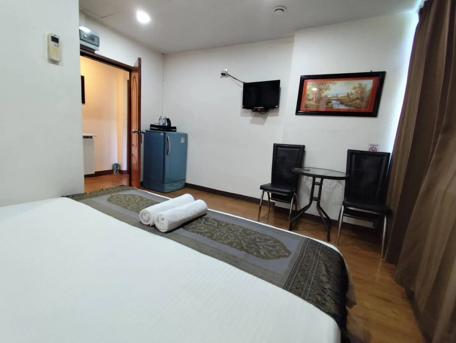 Bed in Longzhu Guesthouse