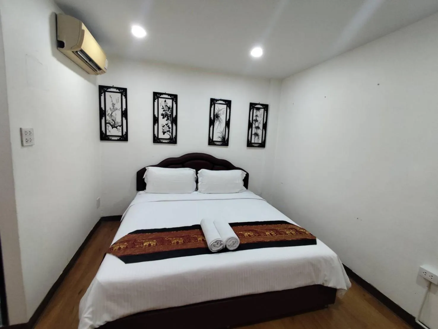 Bed in Longzhu Guesthouse