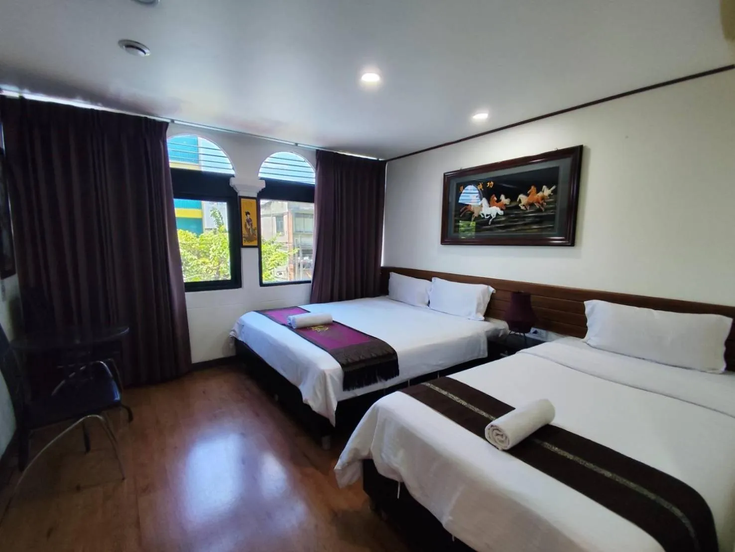 Bedroom, Bed in Longzhu Guesthouse