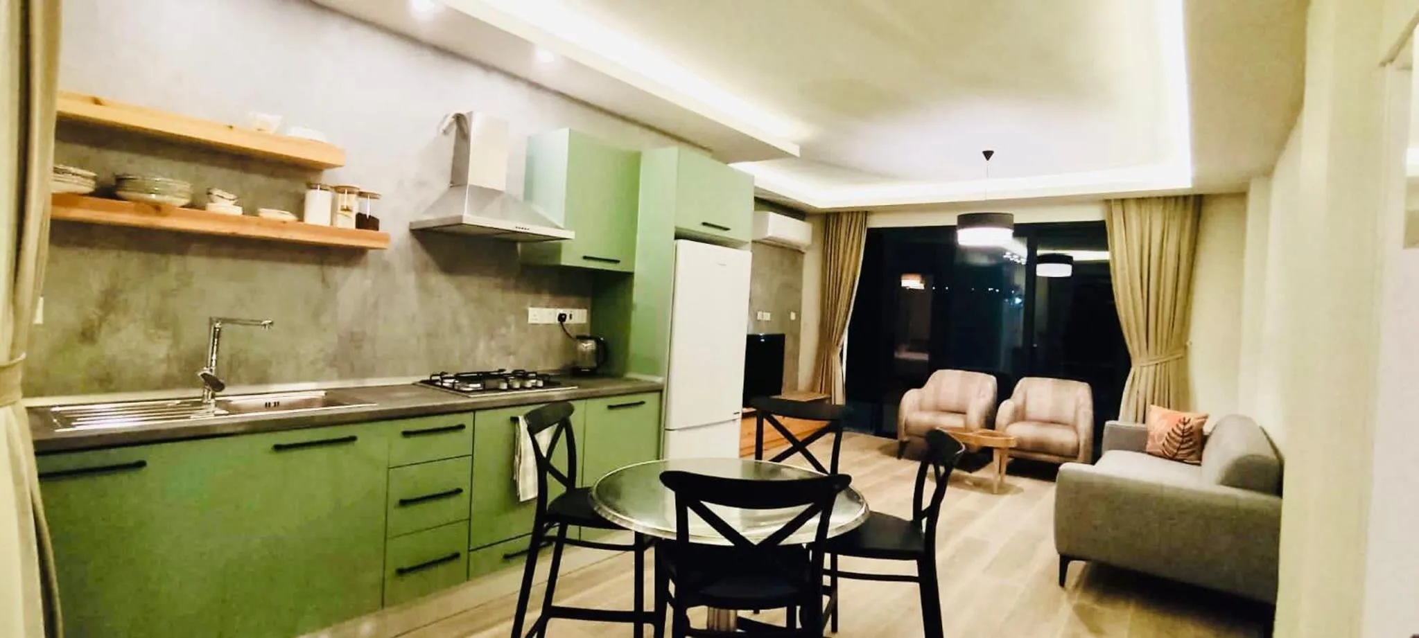 Kitchen or kitchenette in Bohemian Residence