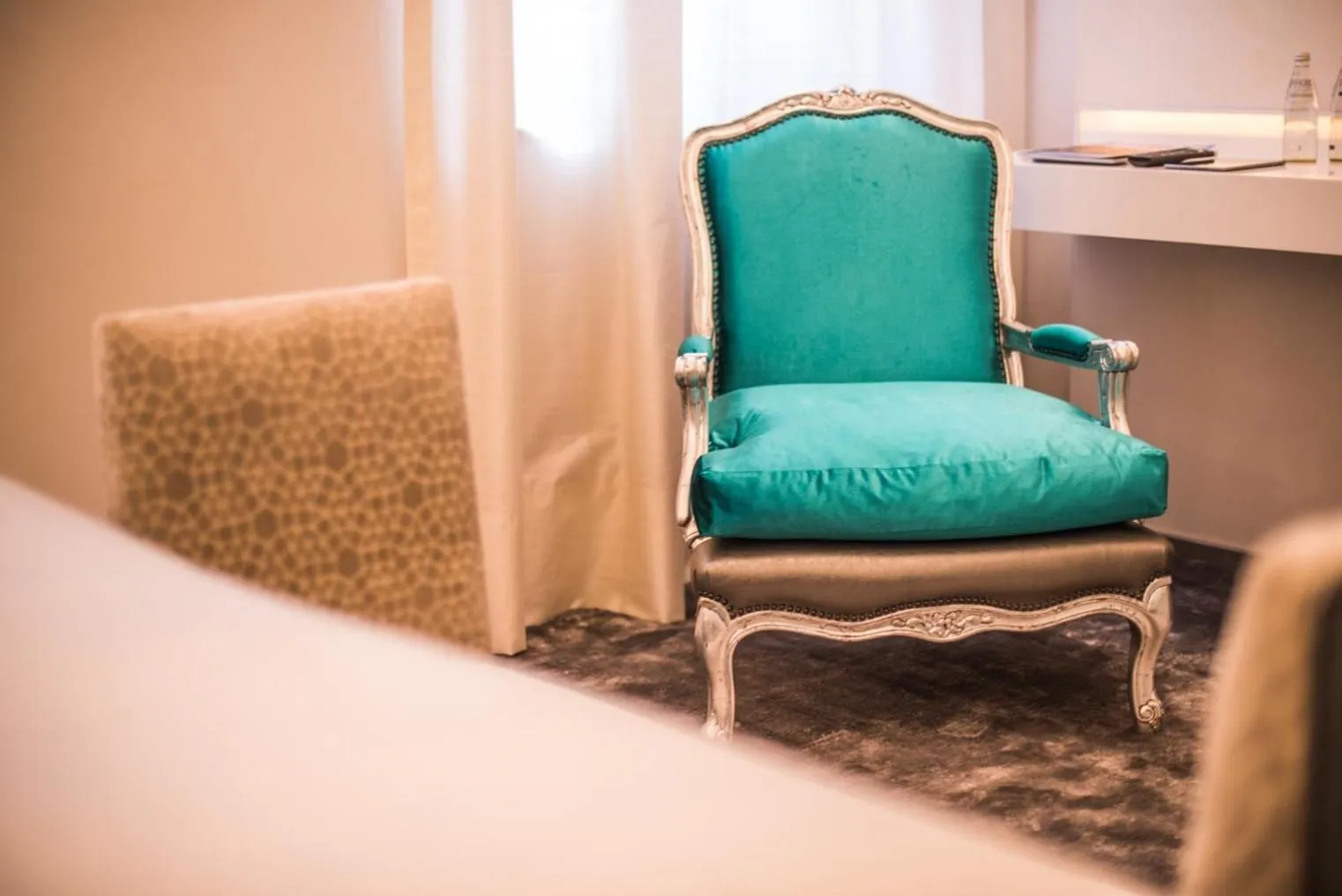 Seating area in The Hip Hotel Santiago