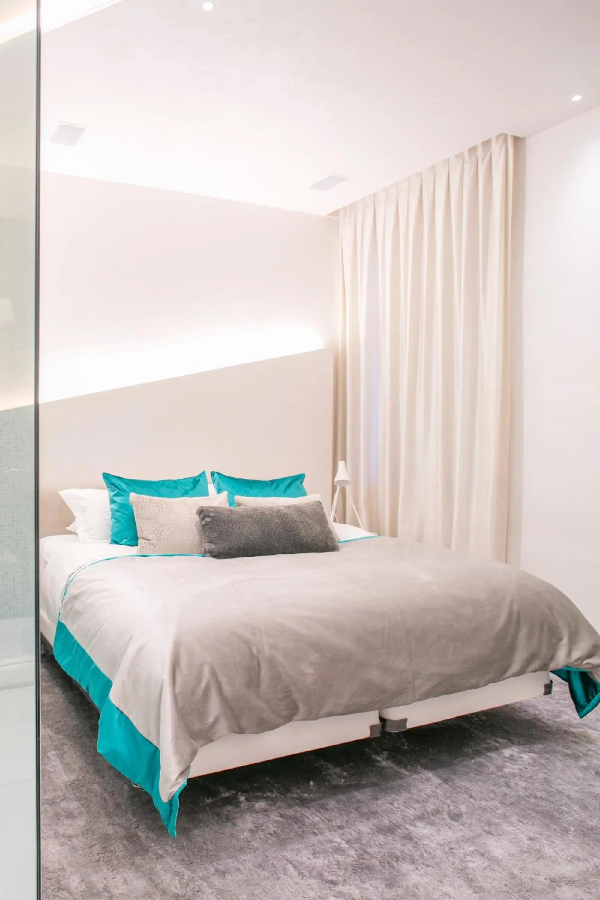 Deluxe Double or Twin Room in The Hip Hotel Santiago Deluxe Double or Twin Room in The Hip Hotel Santiago