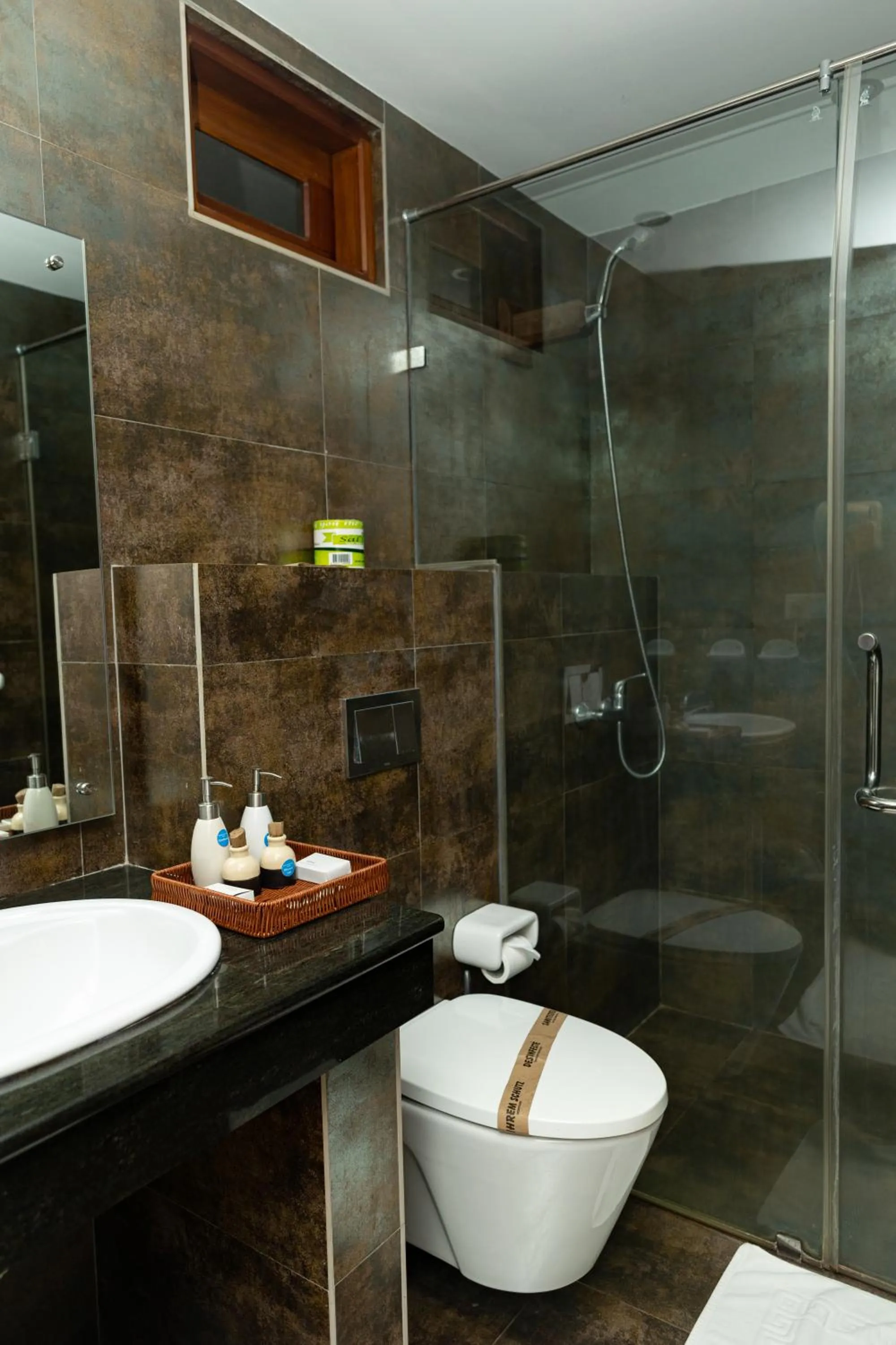 Shower in Paradise Beach Club