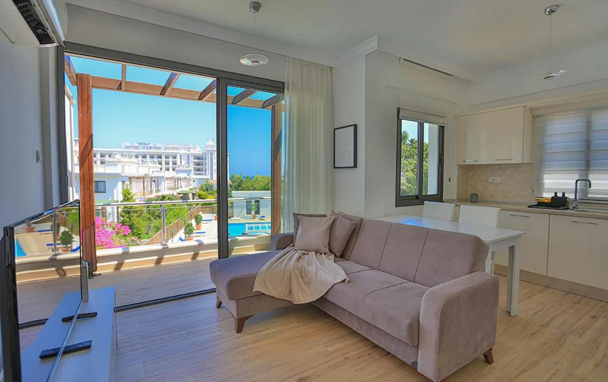 Kitchen or kitchenette in The Diamond Hidden Suites