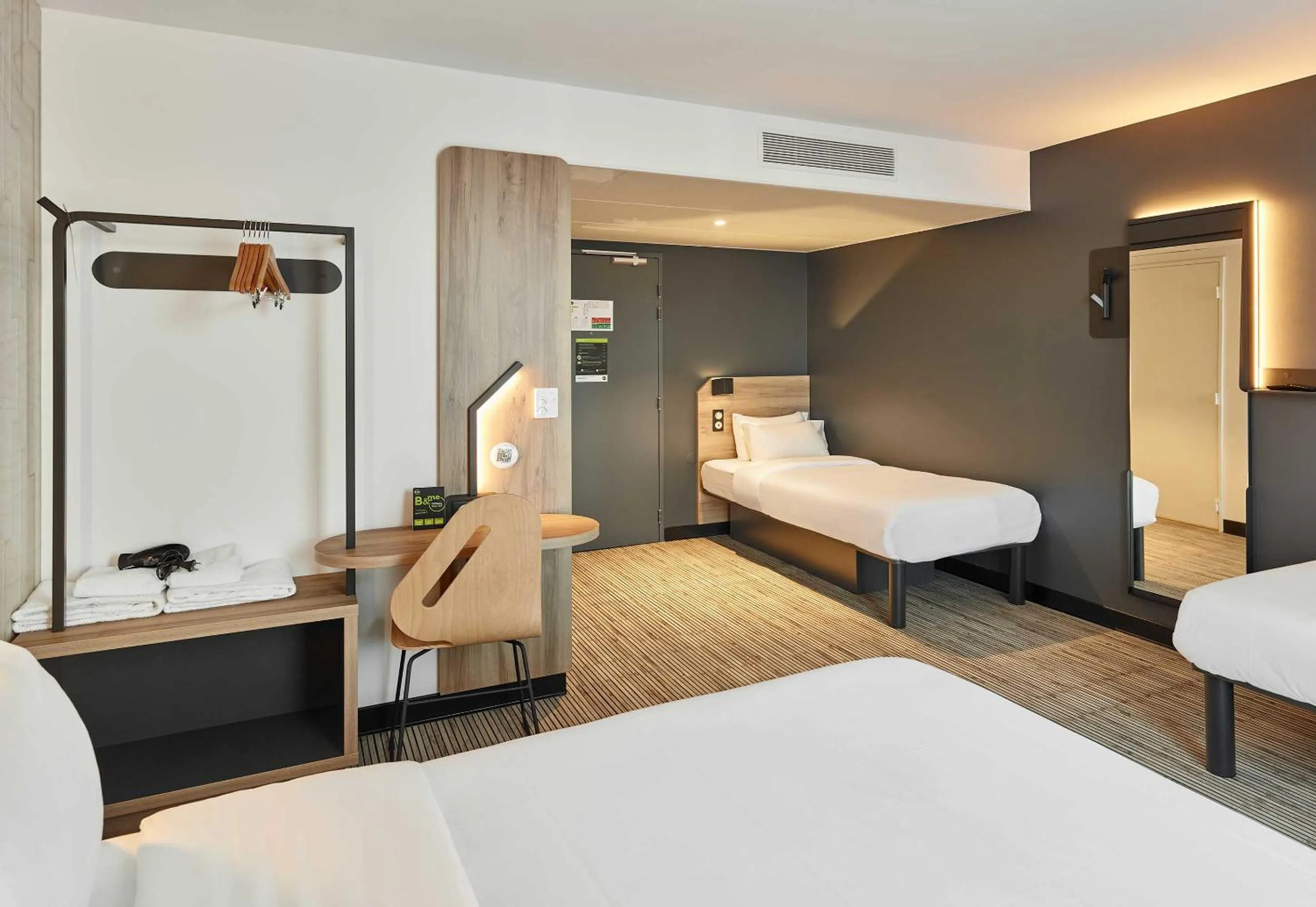 Bedroom, Bed in B&B HOTEL Marne-la-Vallée Val d'Europe