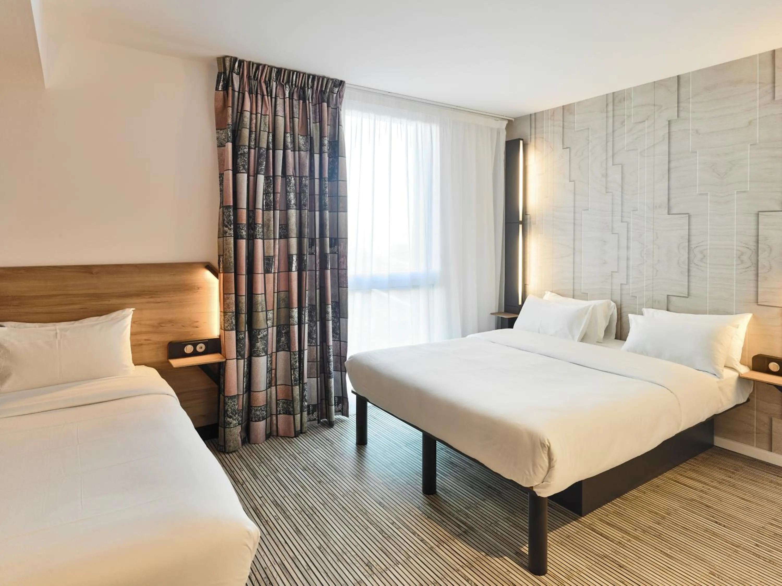 Bed in B&B HOTEL Marne-la-Vallée Val d'Europe