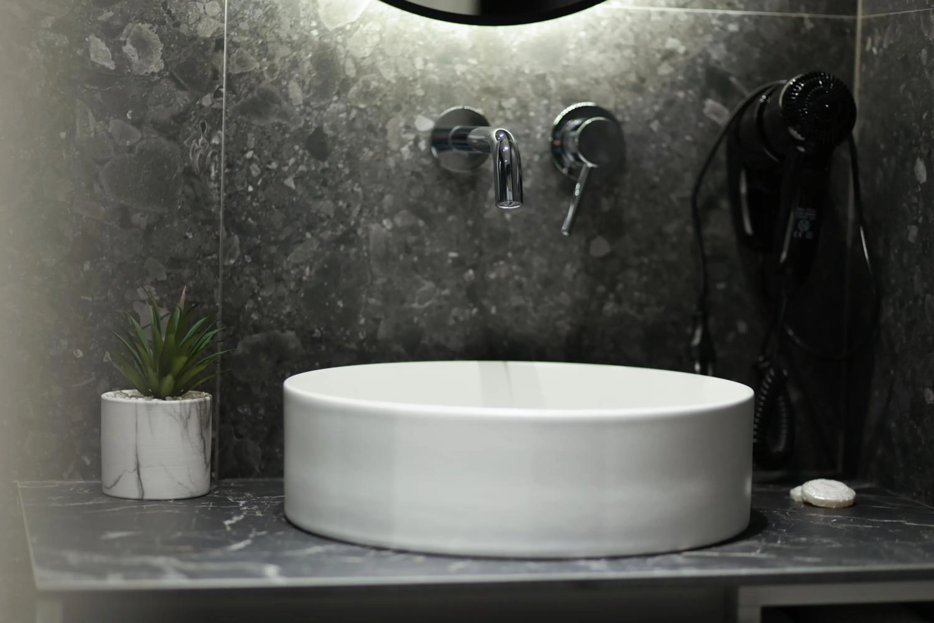 Bathroom in Gremmy Boutique Hotel