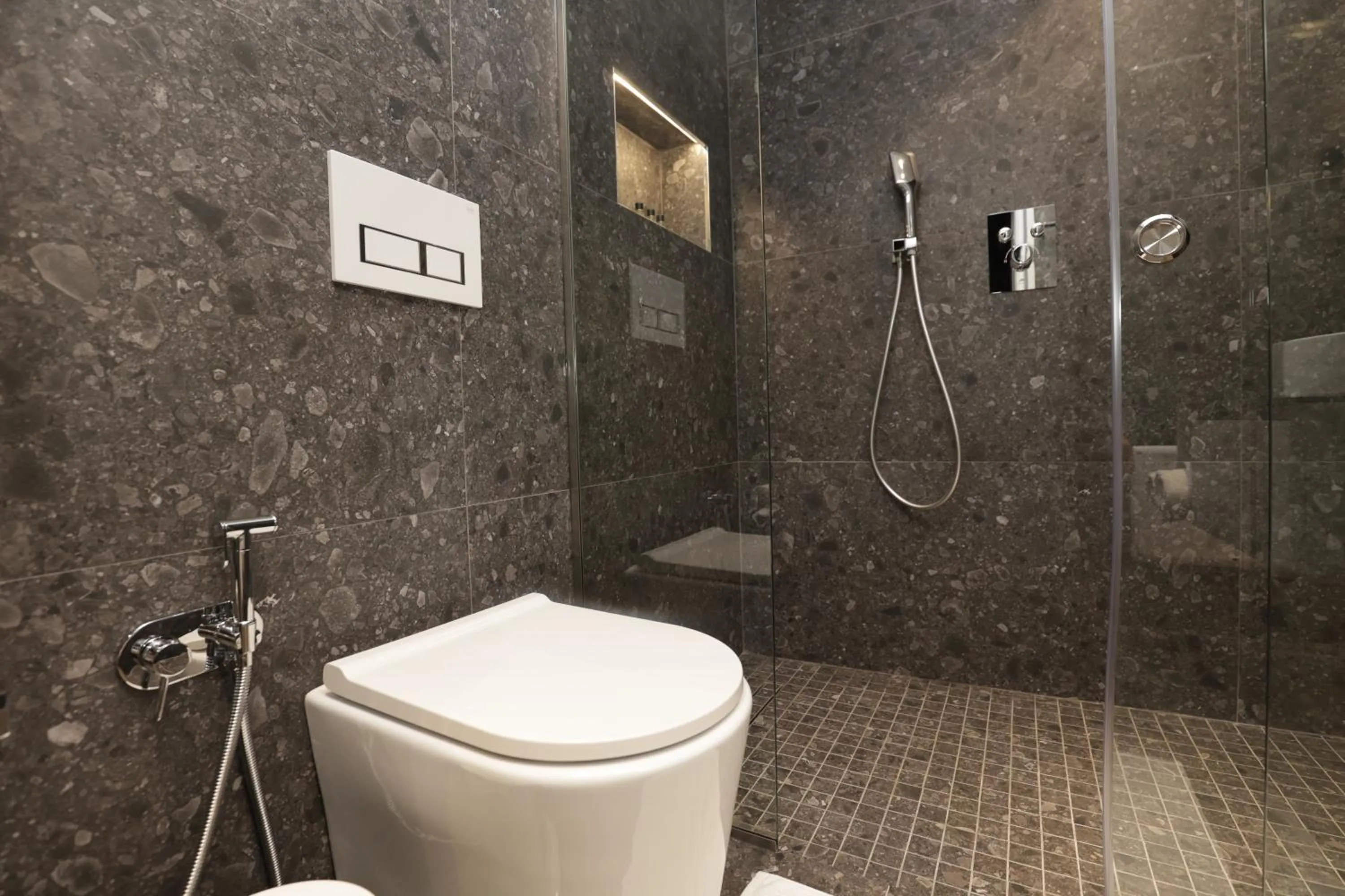 Bathroom in Gremmy Boutique Hotel