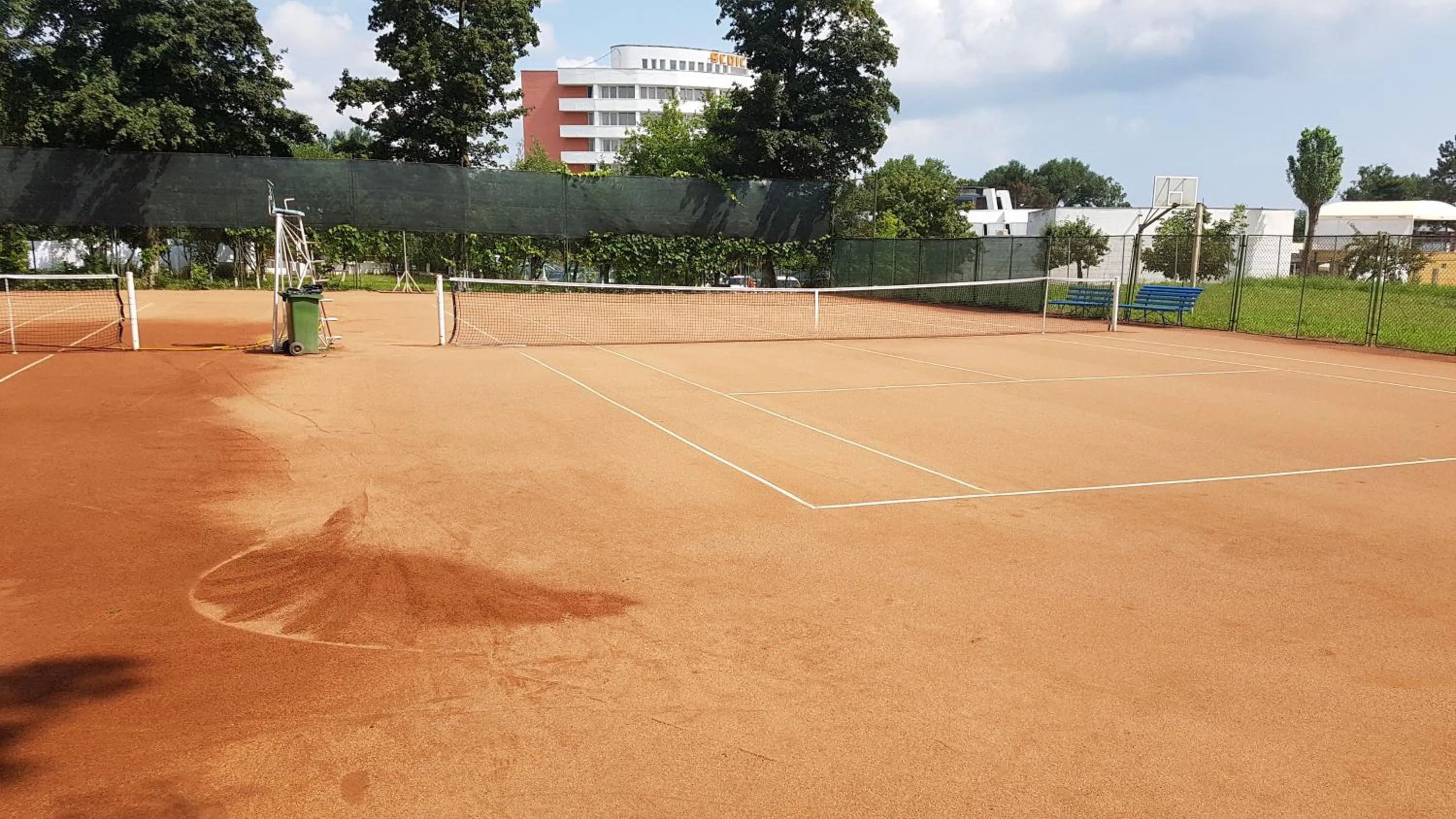 Tennis court in Hotel Scoica