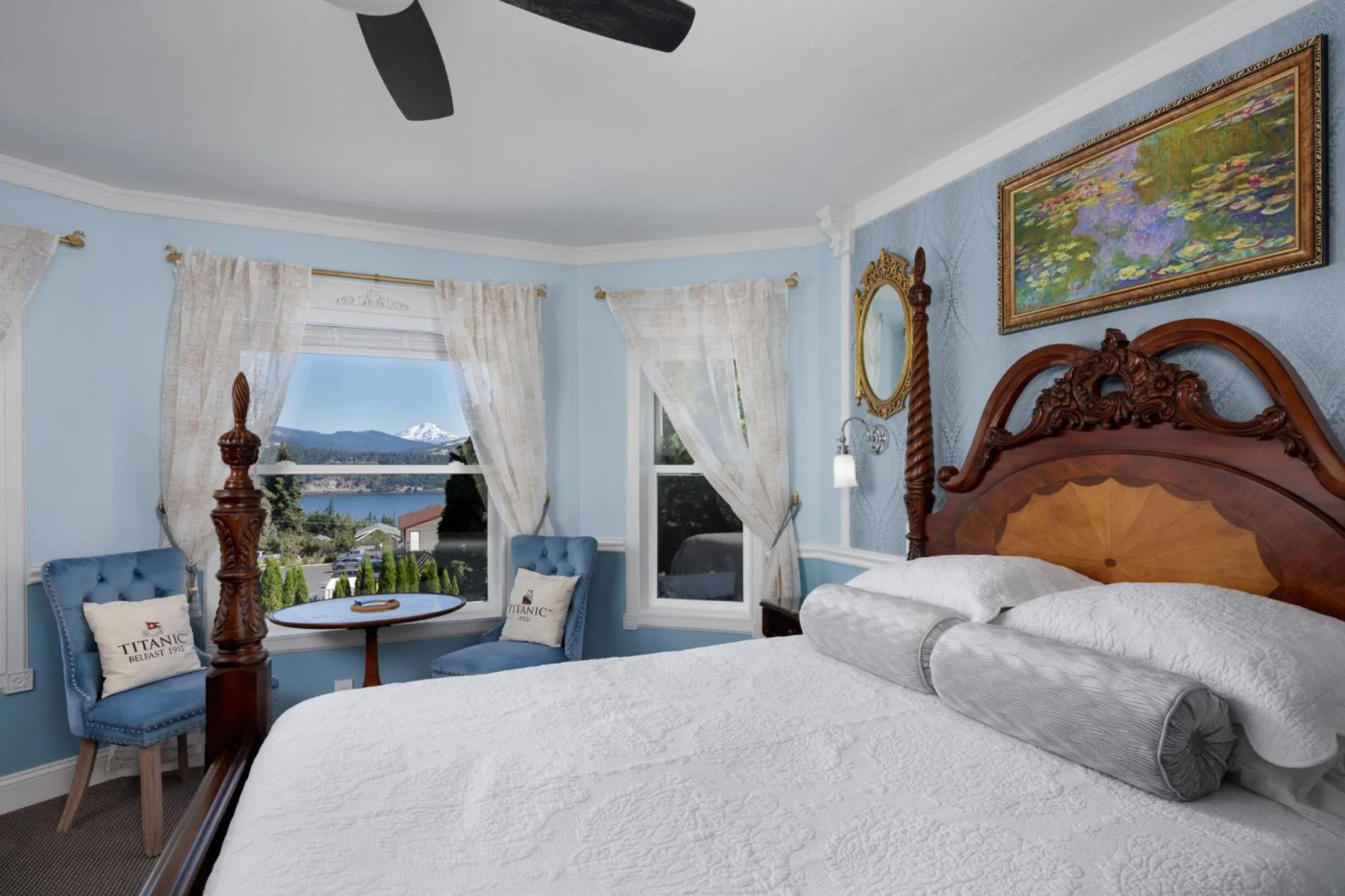 Bed in The Irish Inn