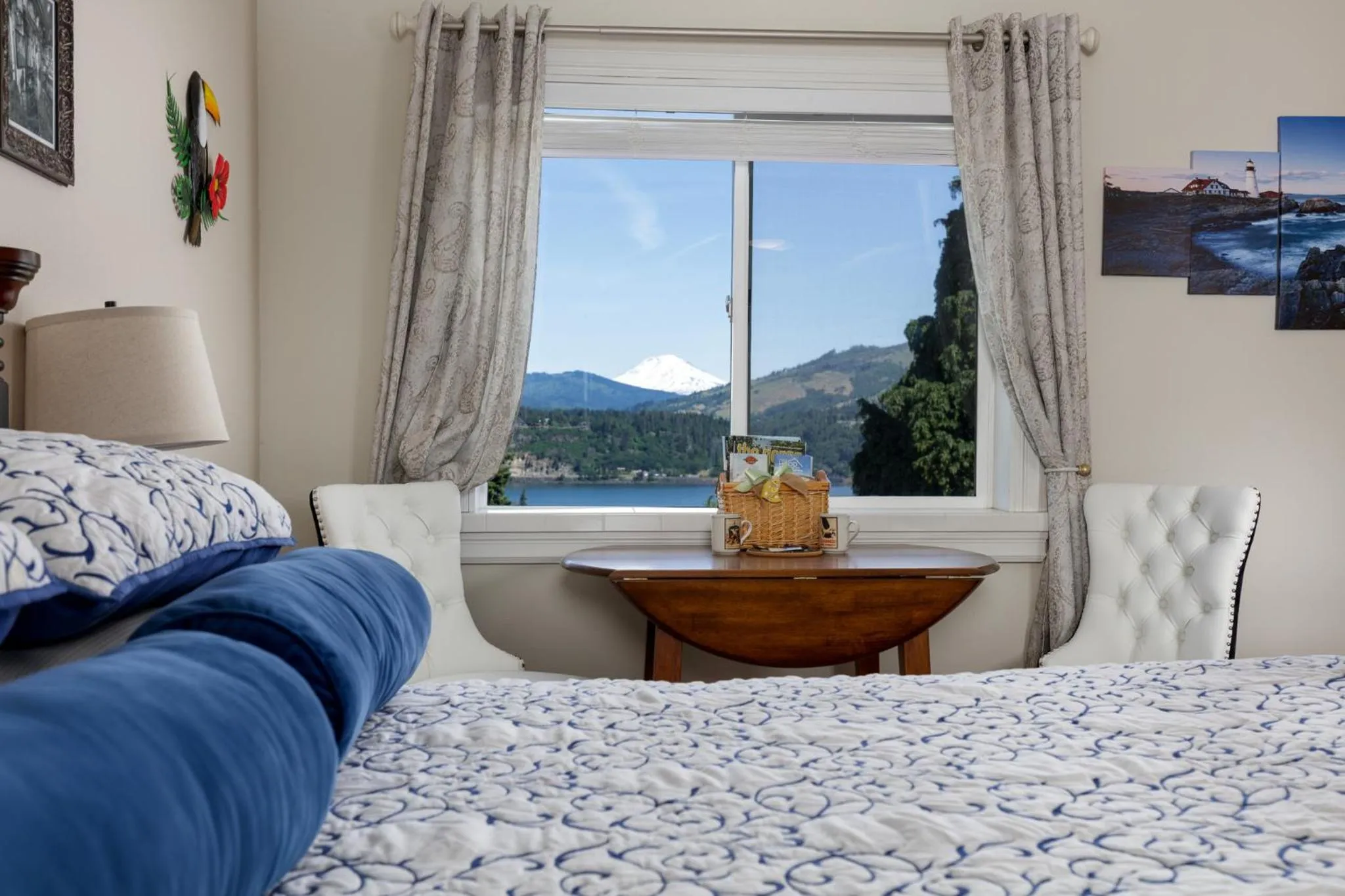 Bed in The Irish Inn