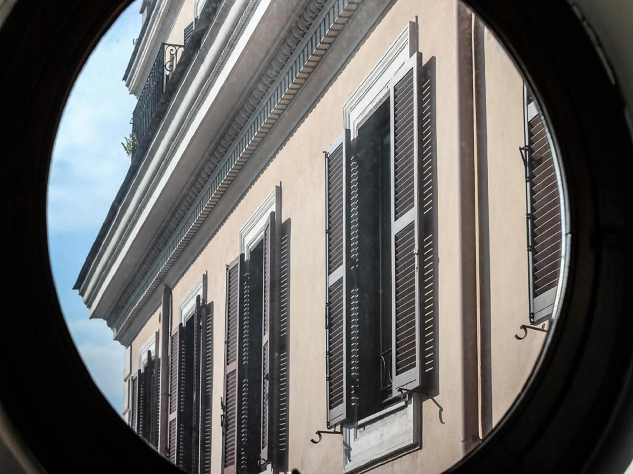 Street view in Casa Di Santa Francesca Romana a Ponte Rotto