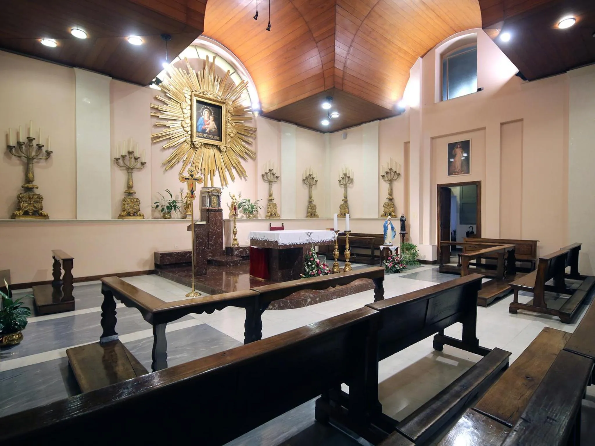 Place of worship in Casa Di Santa Francesca Romana a Ponte Rotto