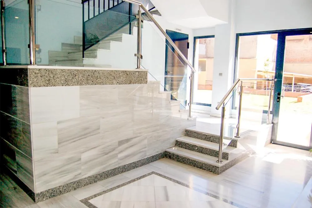 Property building in Apartamentos Cinco Rosas