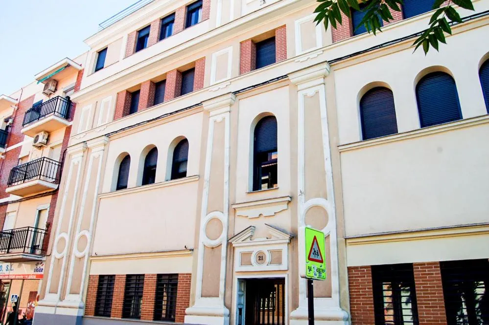 Property building in Apartamentos Cinco Rosas