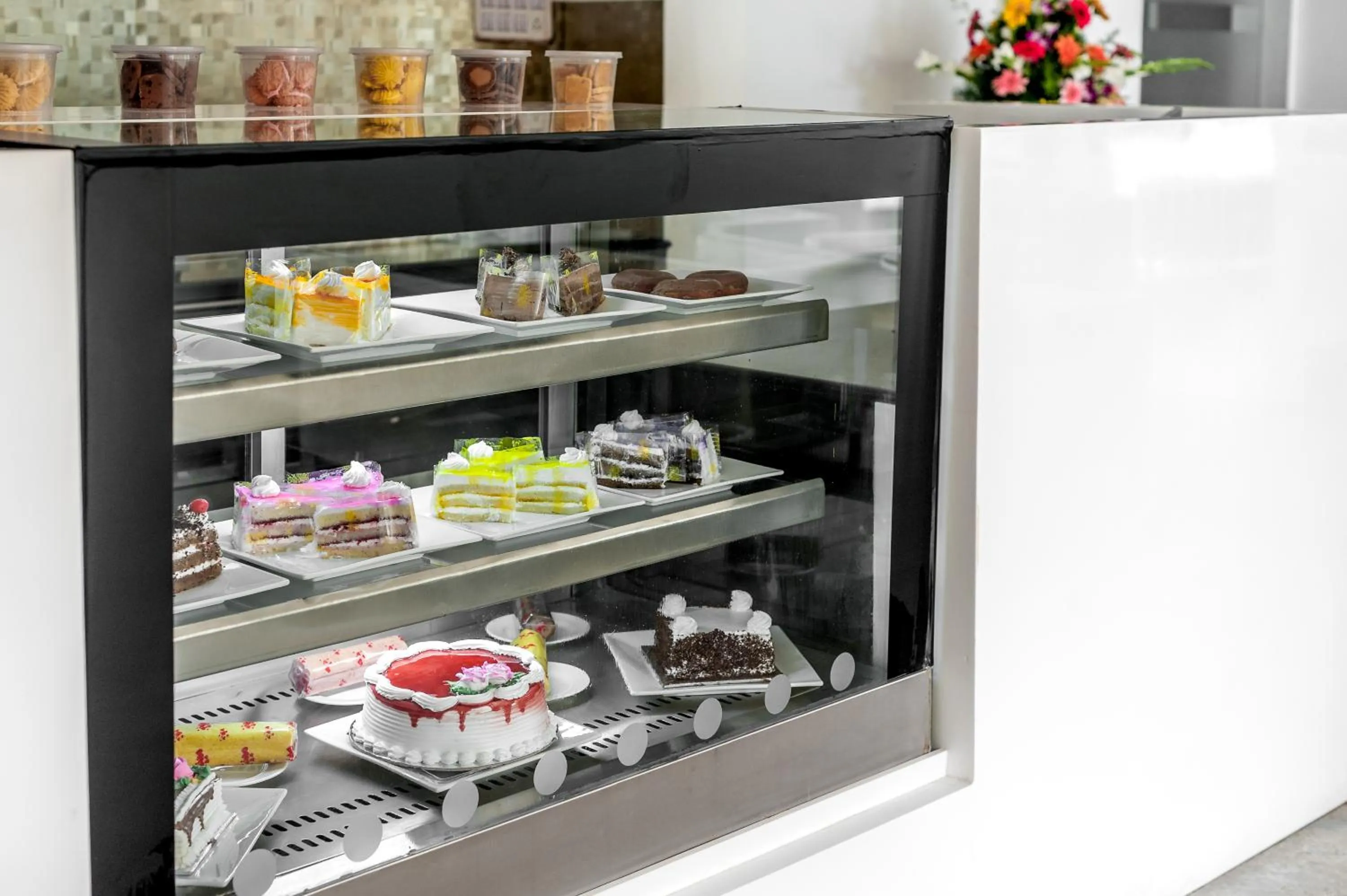 Food in Saaral Residency