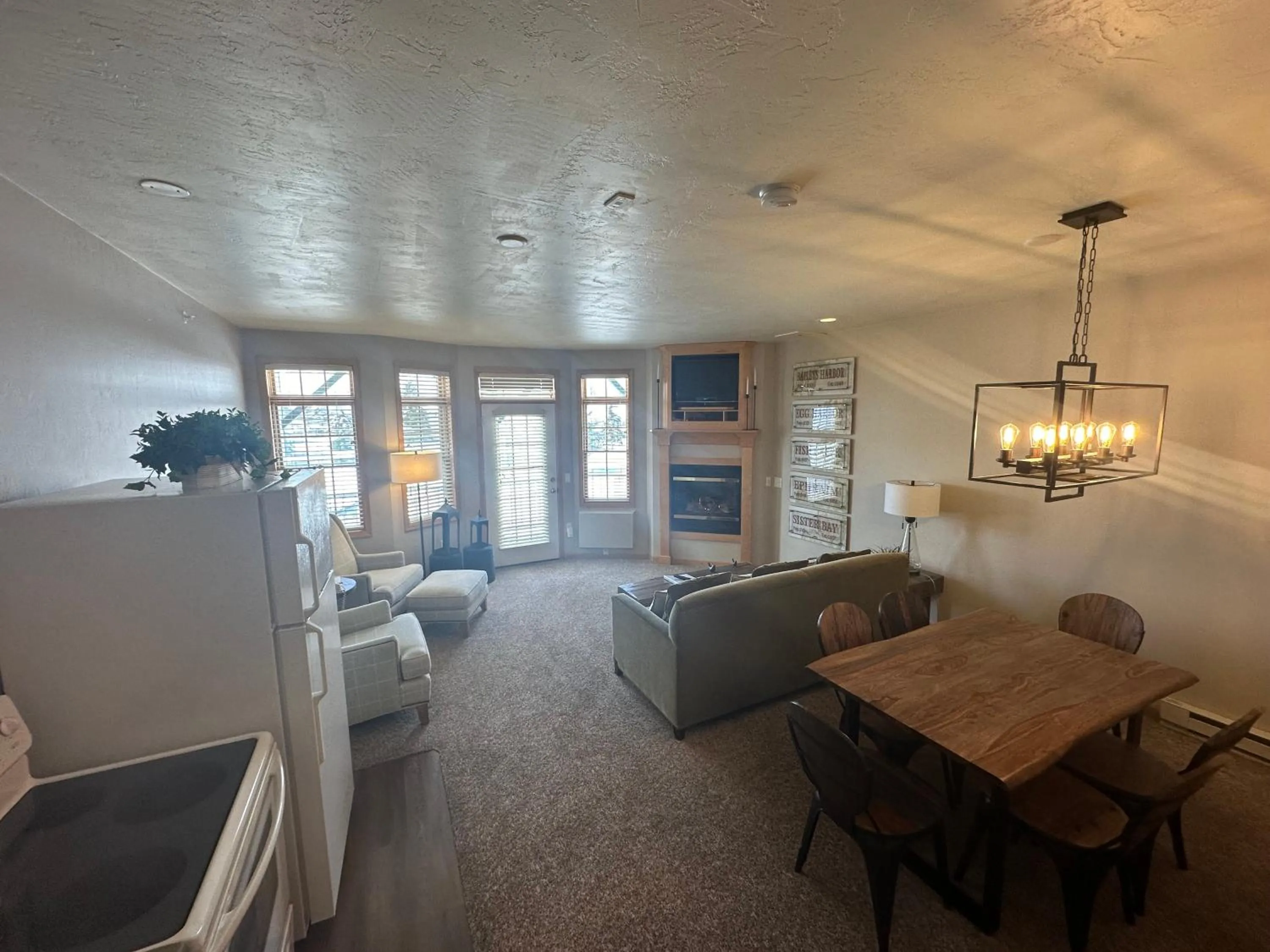 TV and multimedia in Birchwood Lodge