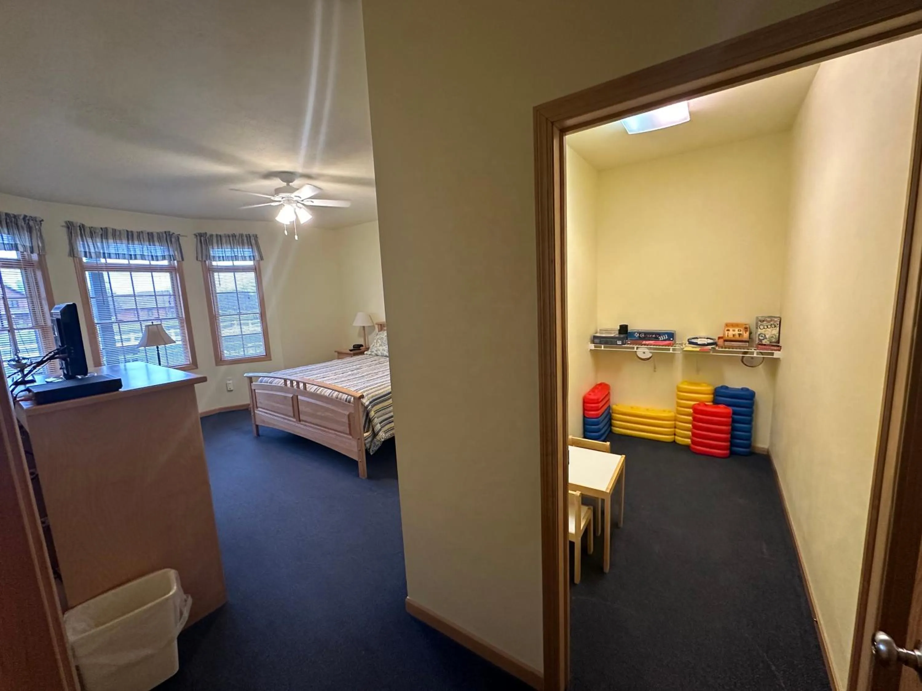 Bed in Birchwood Lodge