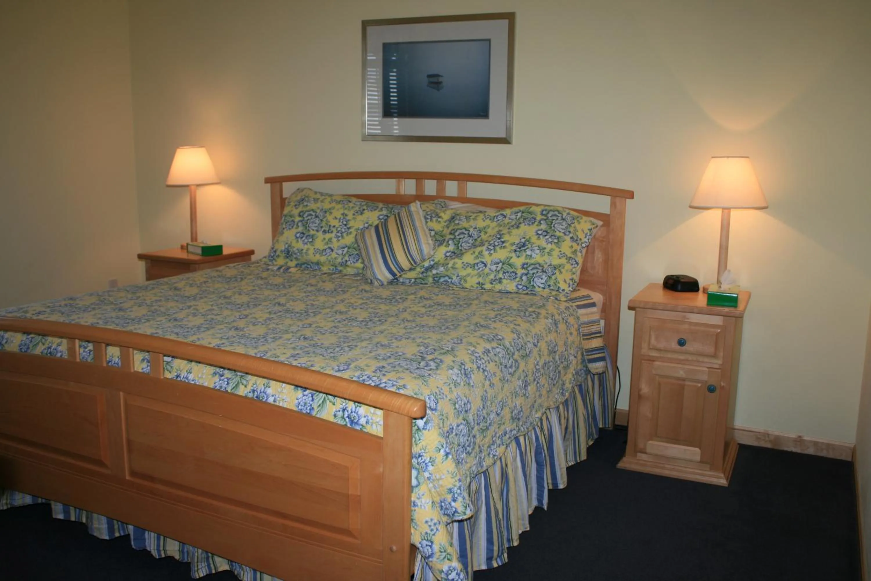 Bed in Birchwood Lodge