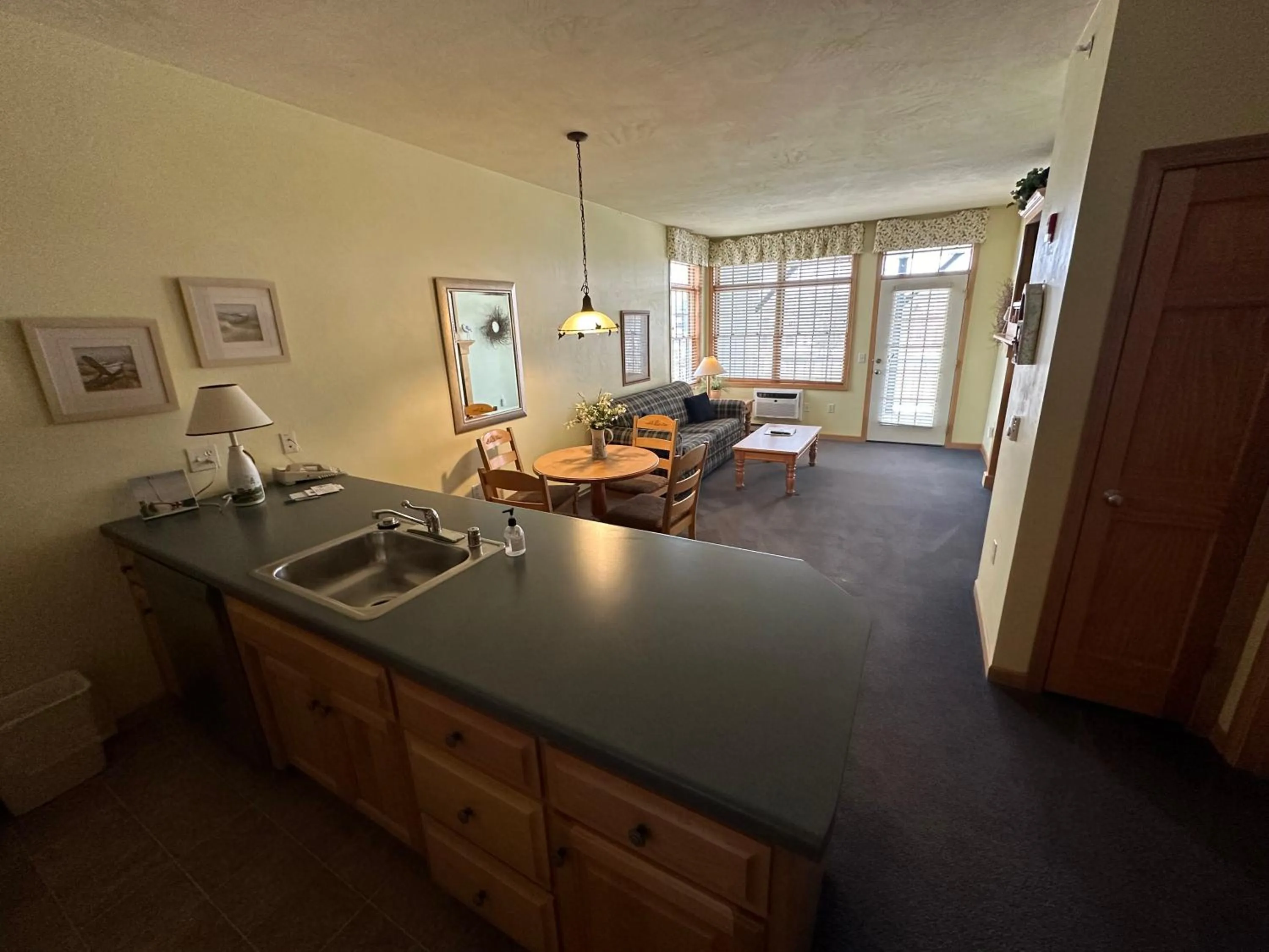 Living room in Birchwood Lodge