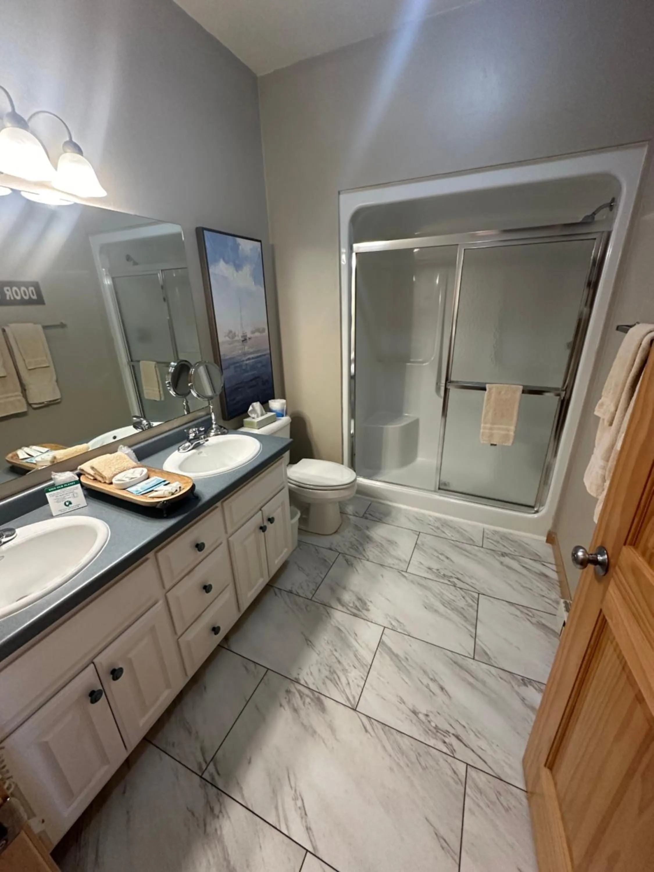 Shower in Birchwood Lodge