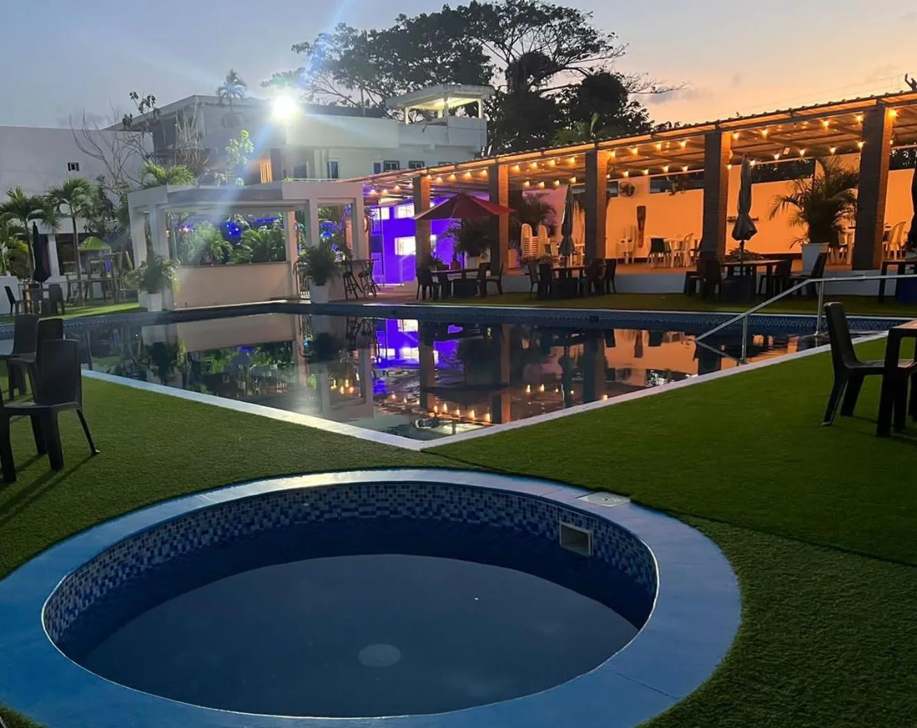 Swimming pool in Hotel Boutique Chateau de la Mar