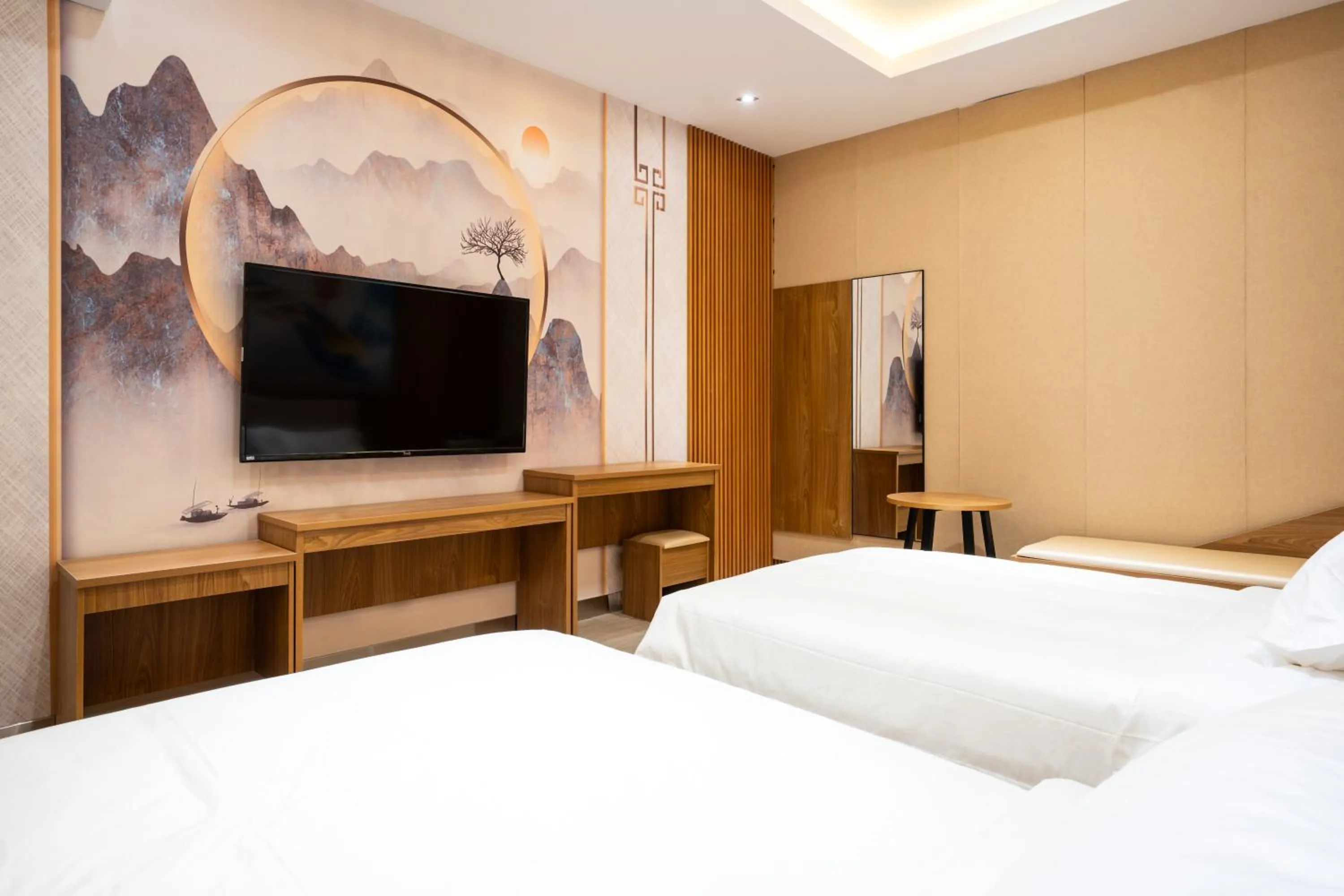 Photo of the whole room, Bed in Home me Hotel Makati