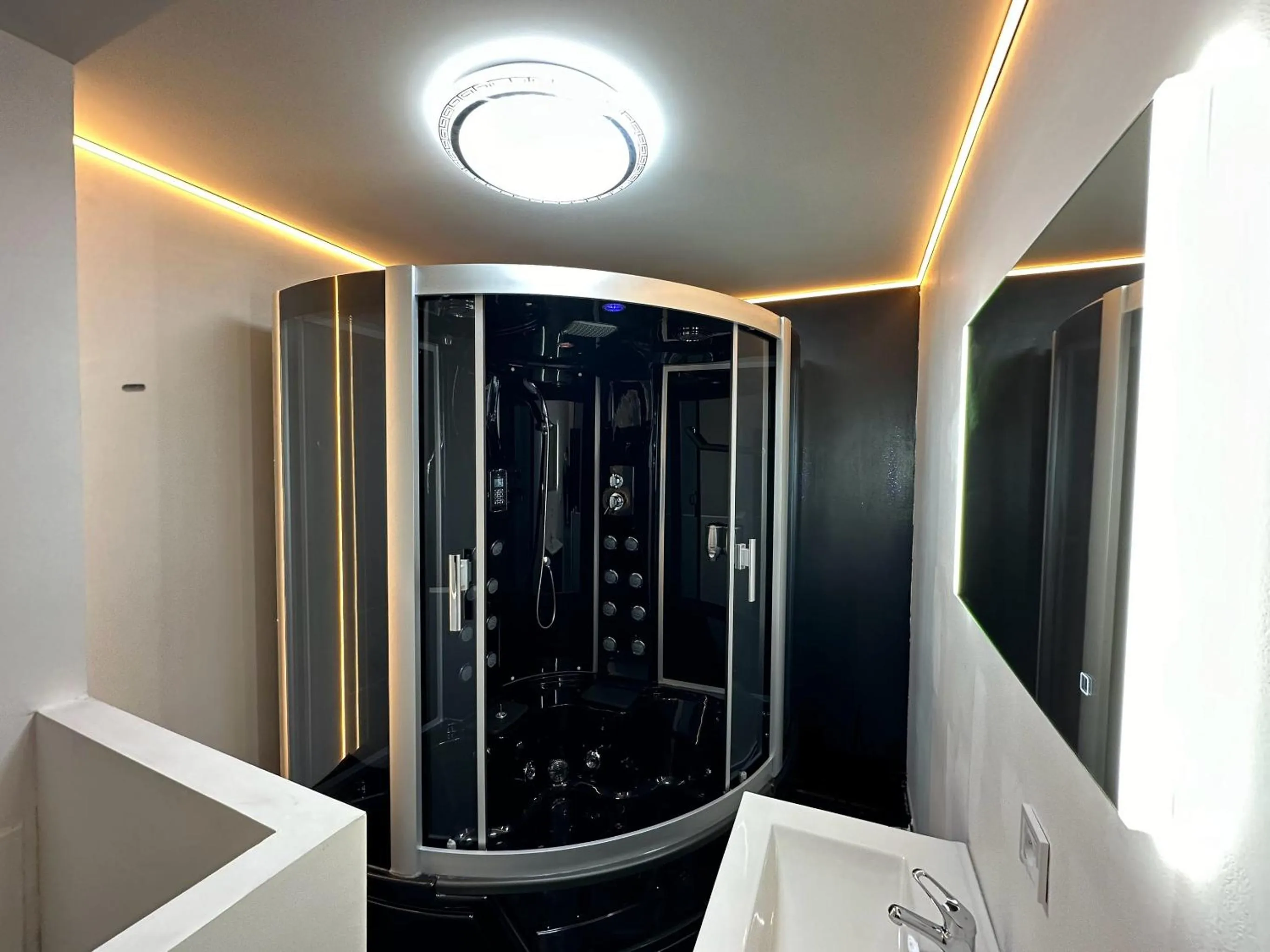 Bathroom in Appartement Luxe Vue sur Mer Calais Plage