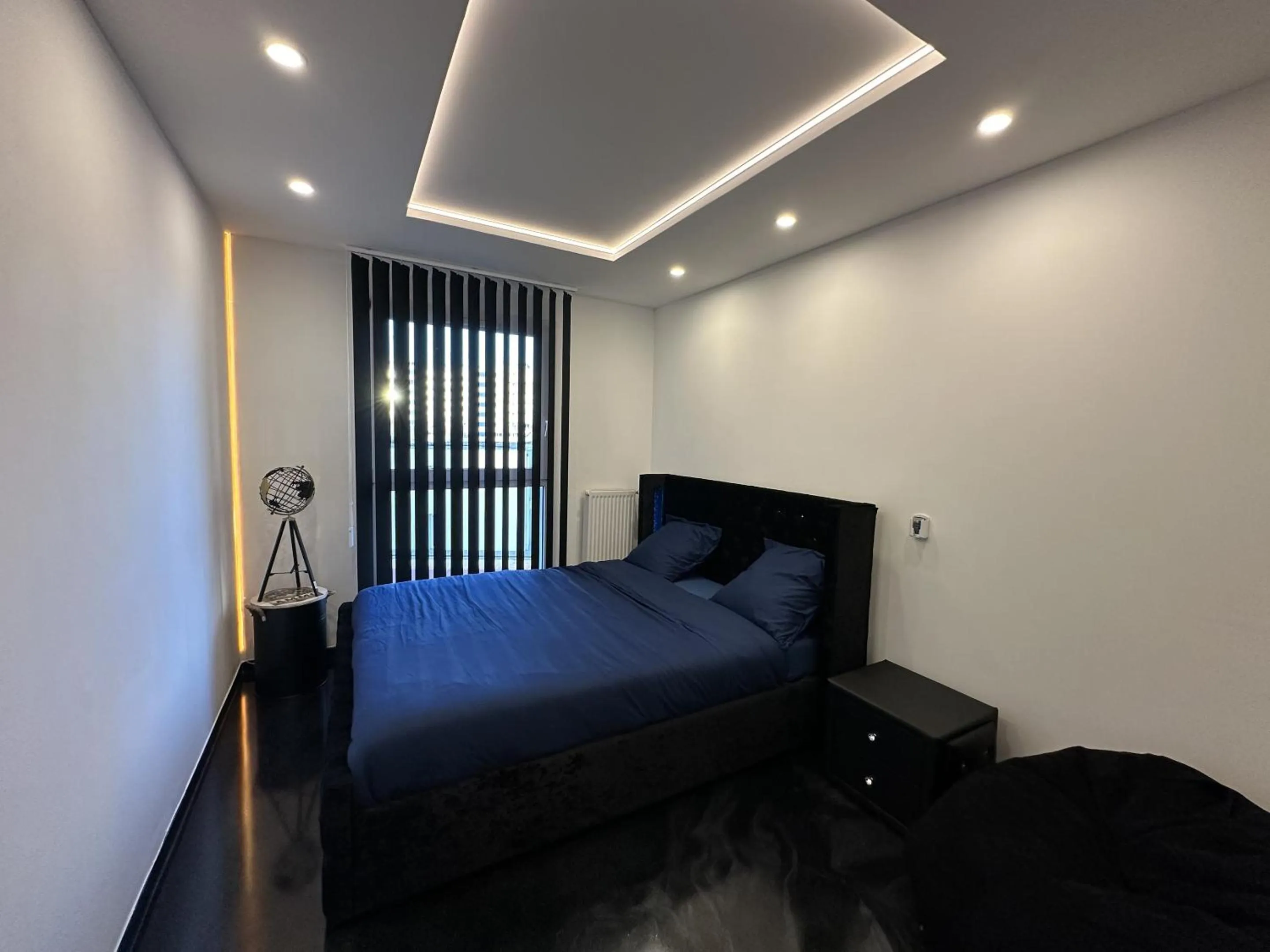 Bedroom, Bed in Appartement Luxe Vue sur Mer Calais Plage