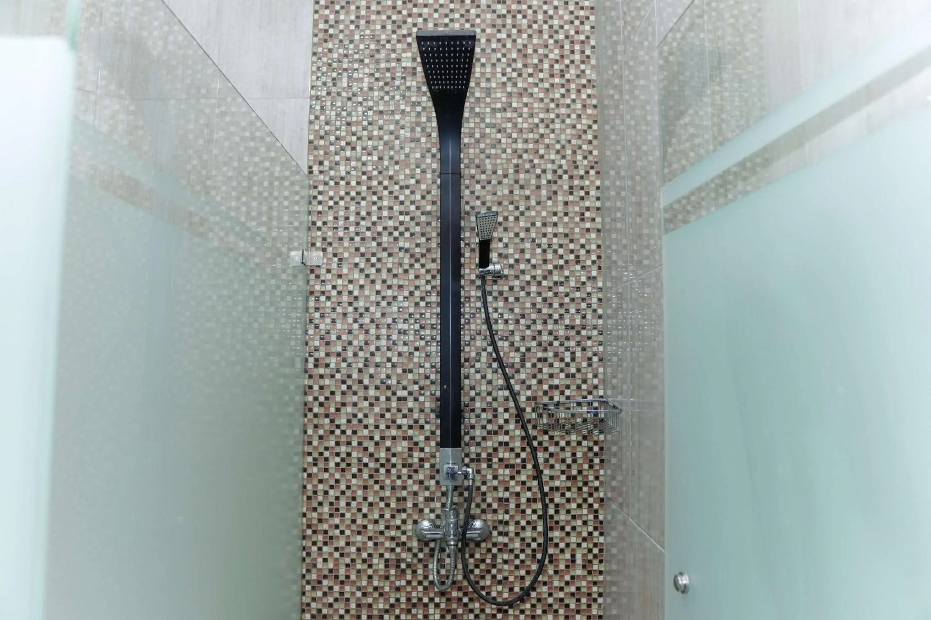 Shower in 555 Nangka Guest House