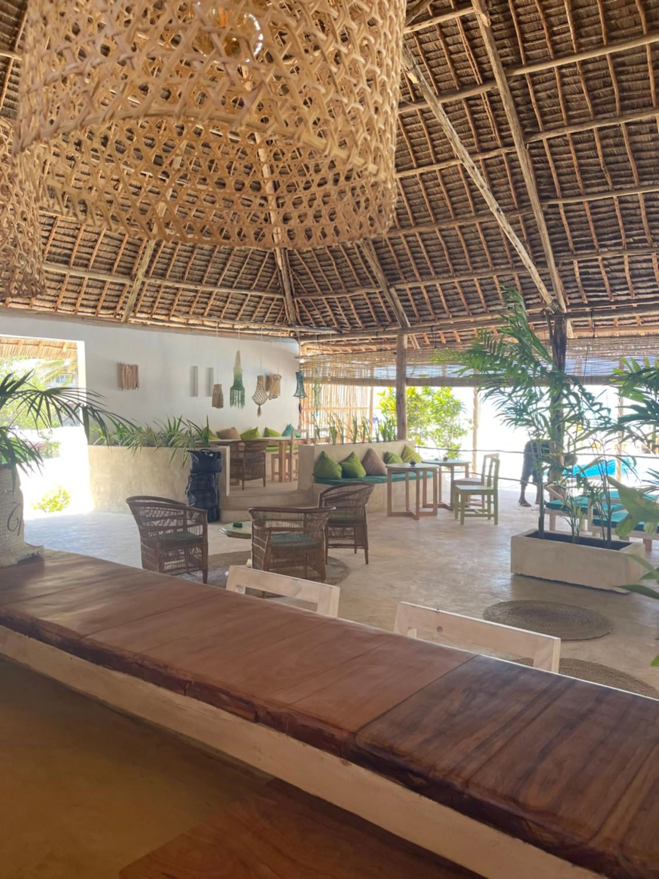 Restaurant/places to eat in Cristal Resort