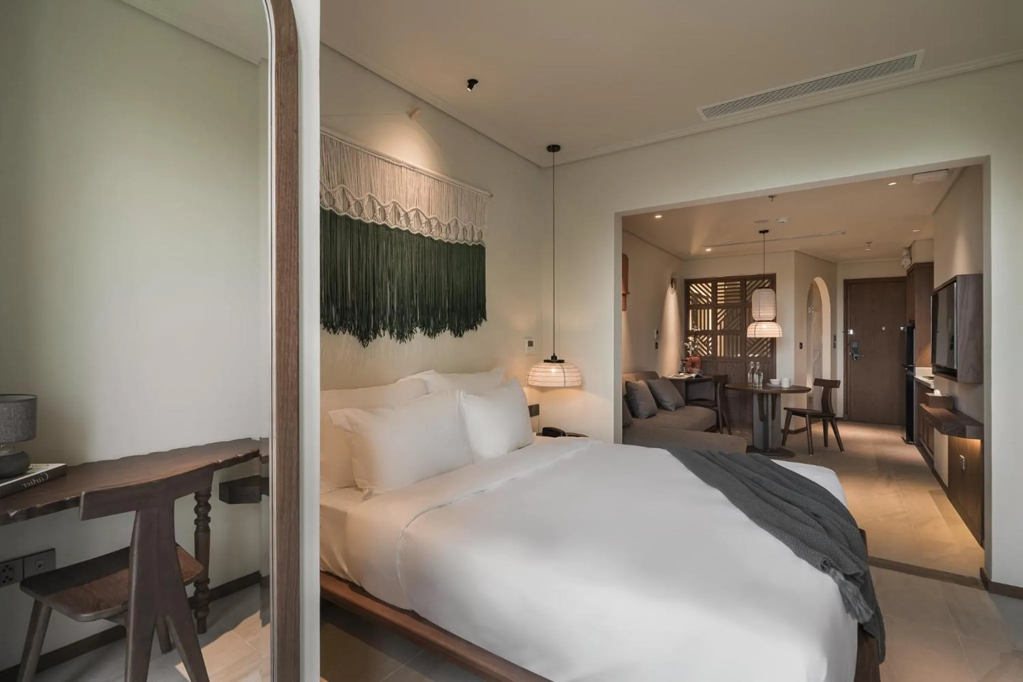 Photo of the whole room, Bed in Su Casa Phu Quoc Long Beach