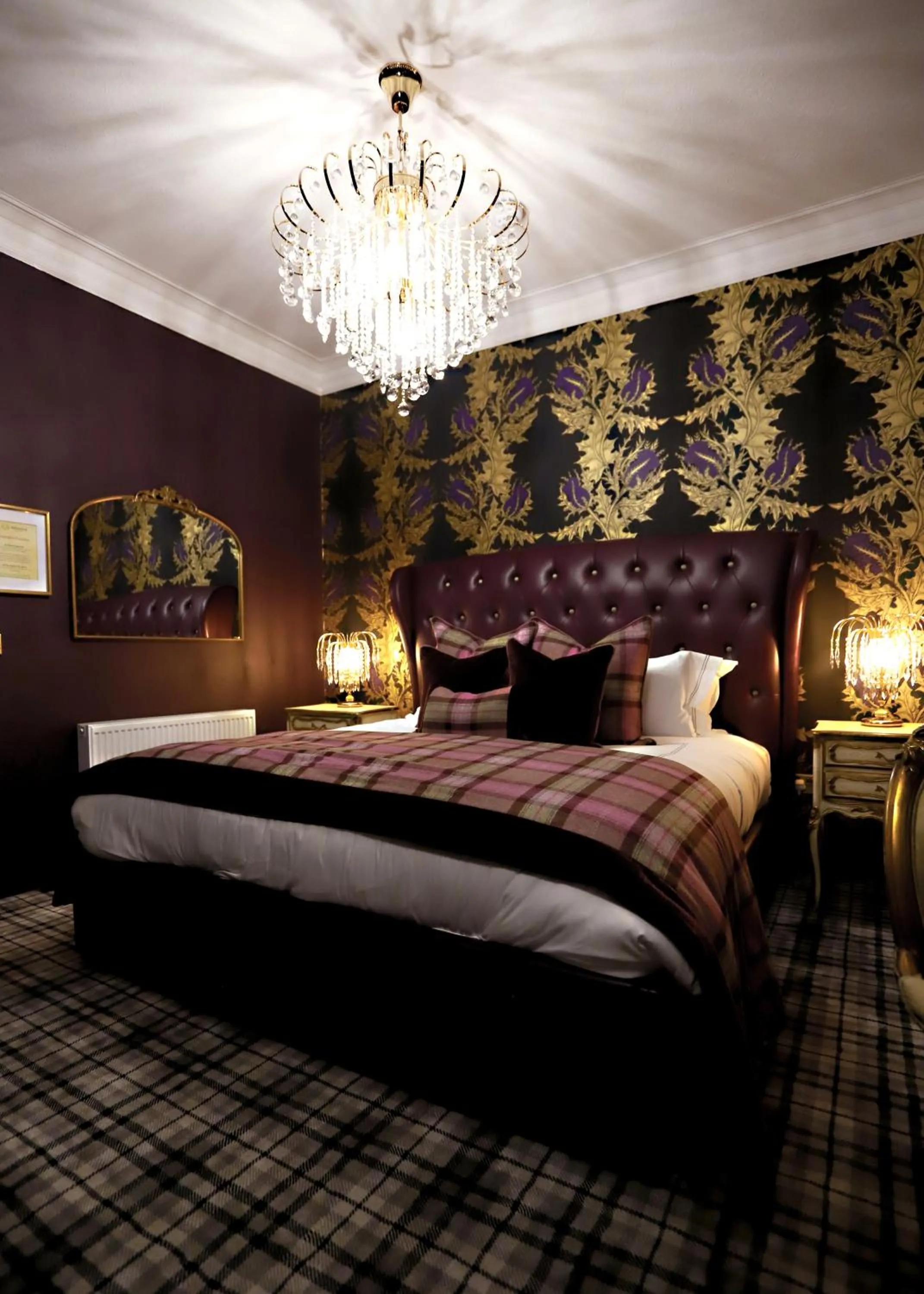 Bedroom, Bed in Abbotsford Hotel