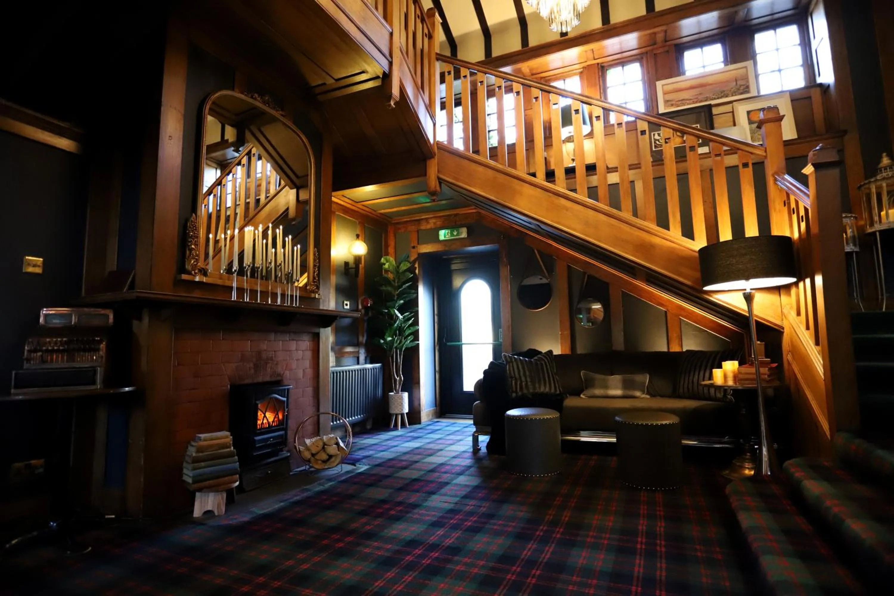 Area and facilities in Abbotsford Hotel