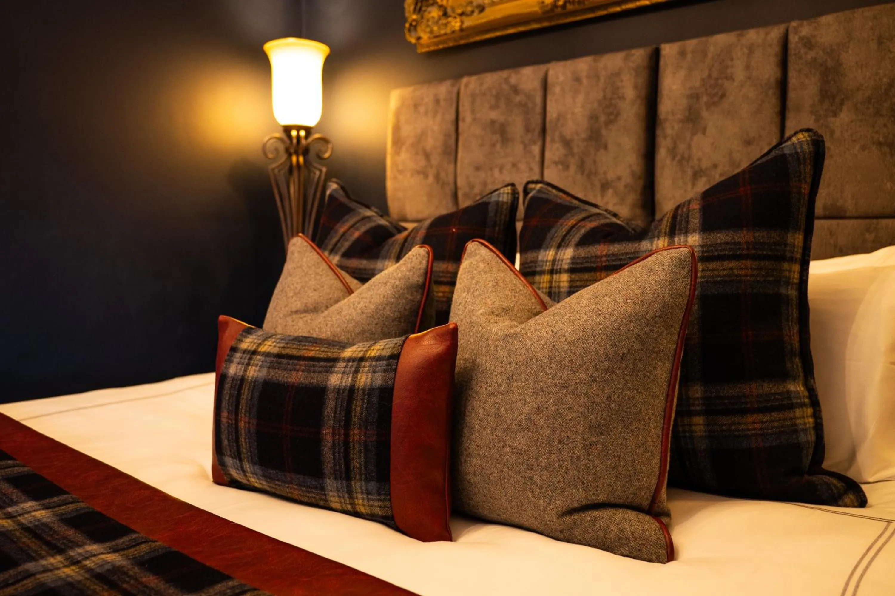 Bed in Abbotsford Hotel