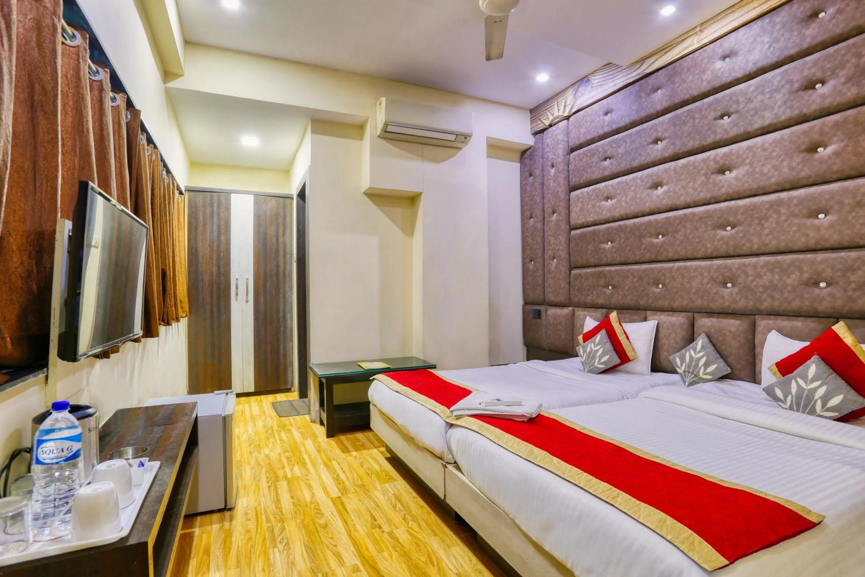 Bedroom, Bed in The Ashoka Hotel