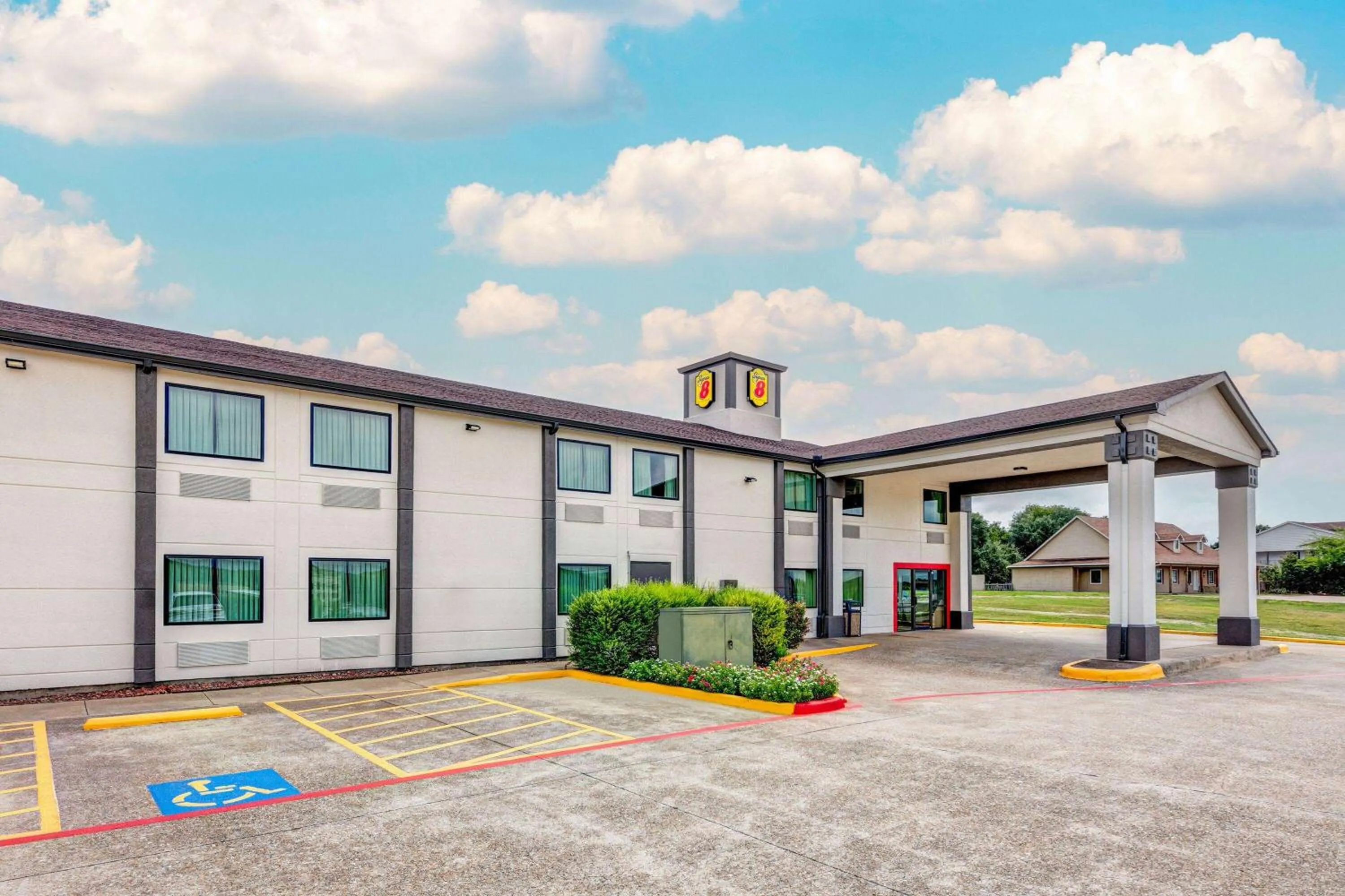 Property building in Super 8 by Wyndham Waxahachie TX