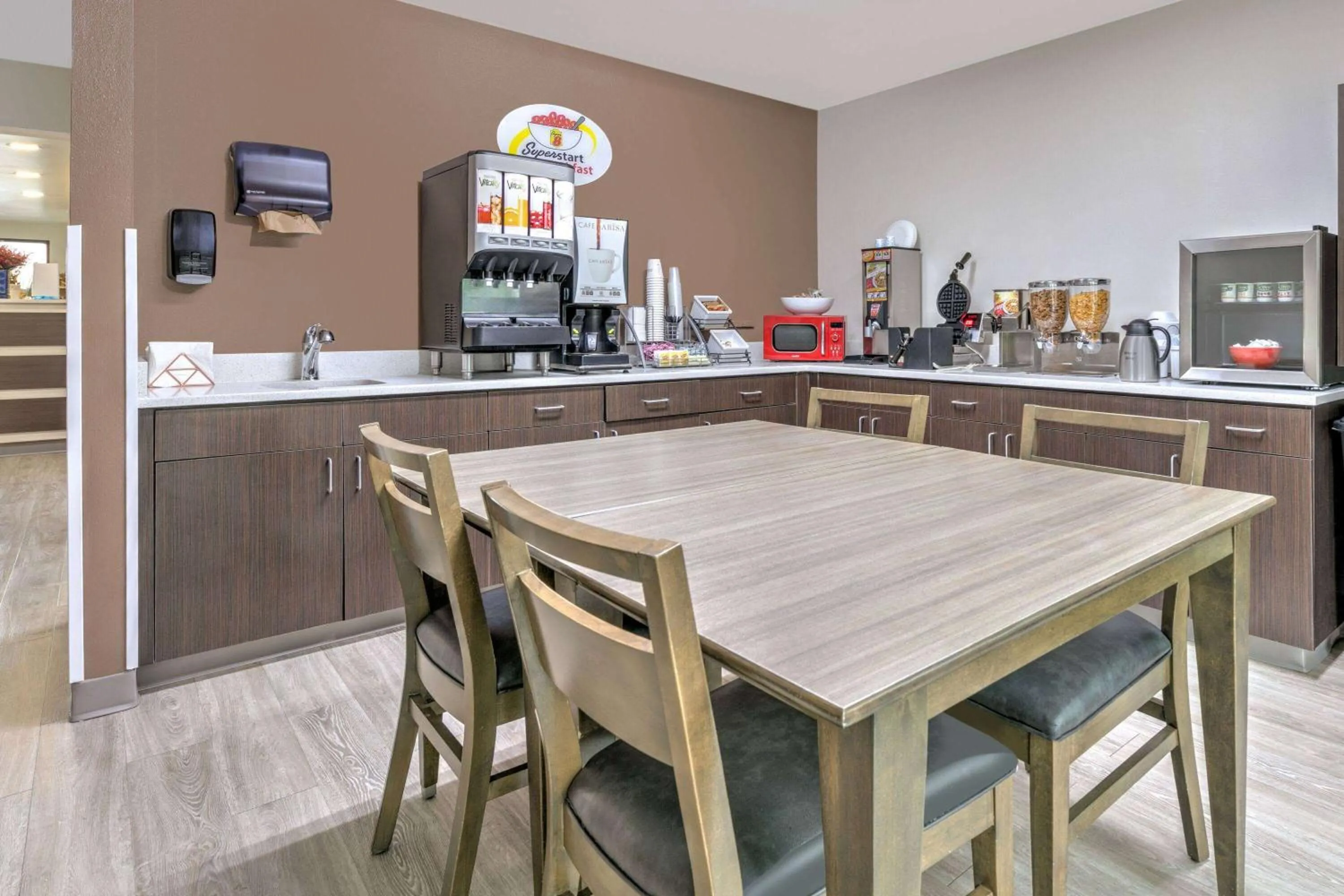 Breakfast in Super 8 by Wyndham Waxahachie TX