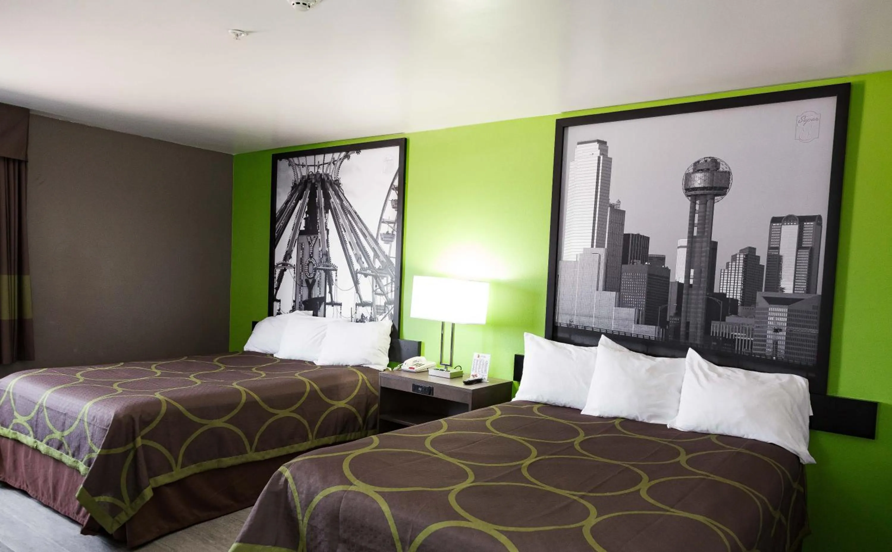 Bedroom, Bed in Super 8 by Wyndham Waxahachie TX