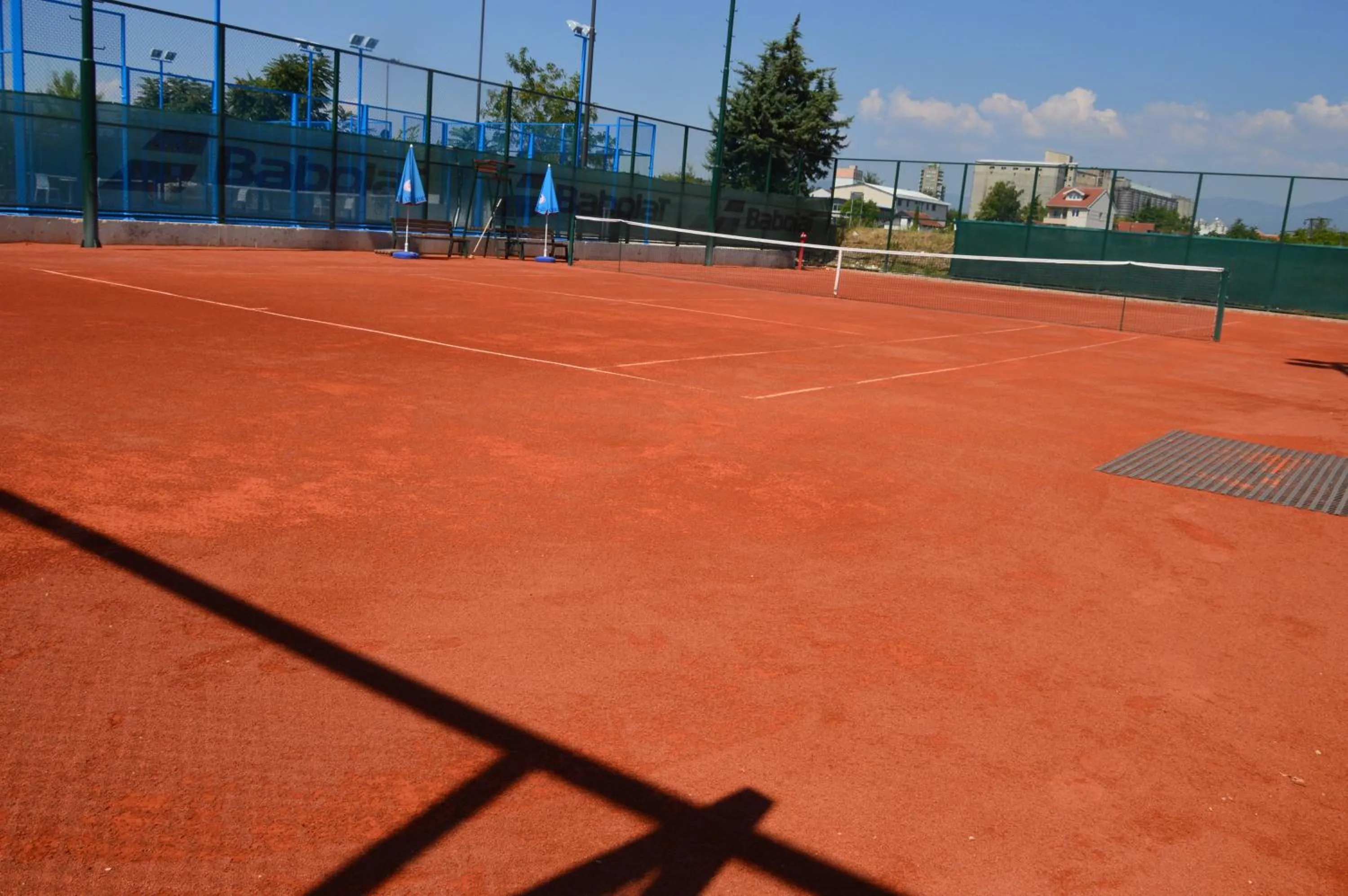 Tennis court in Hotel Russia