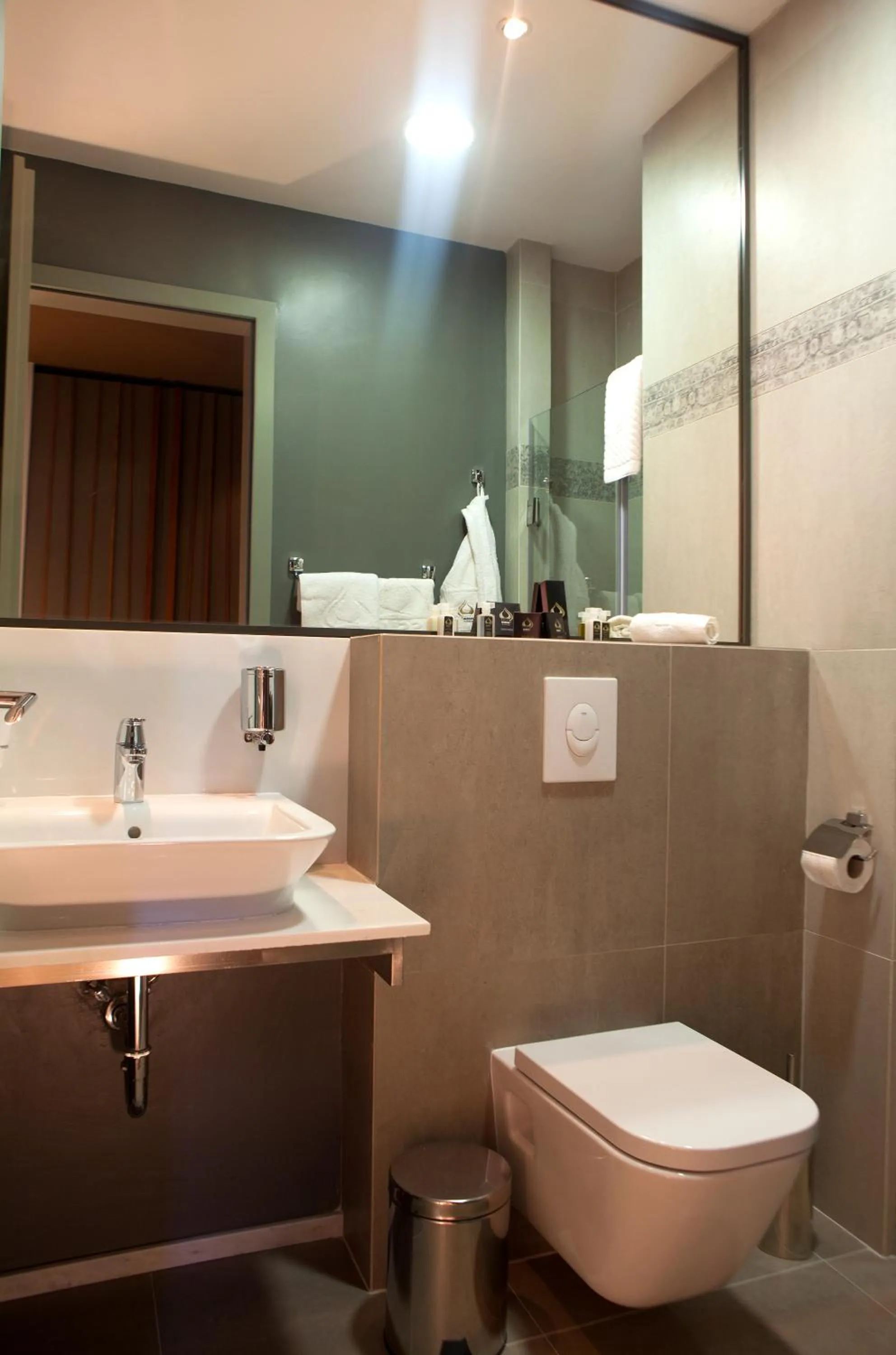 Bathroom in Hotel Russia