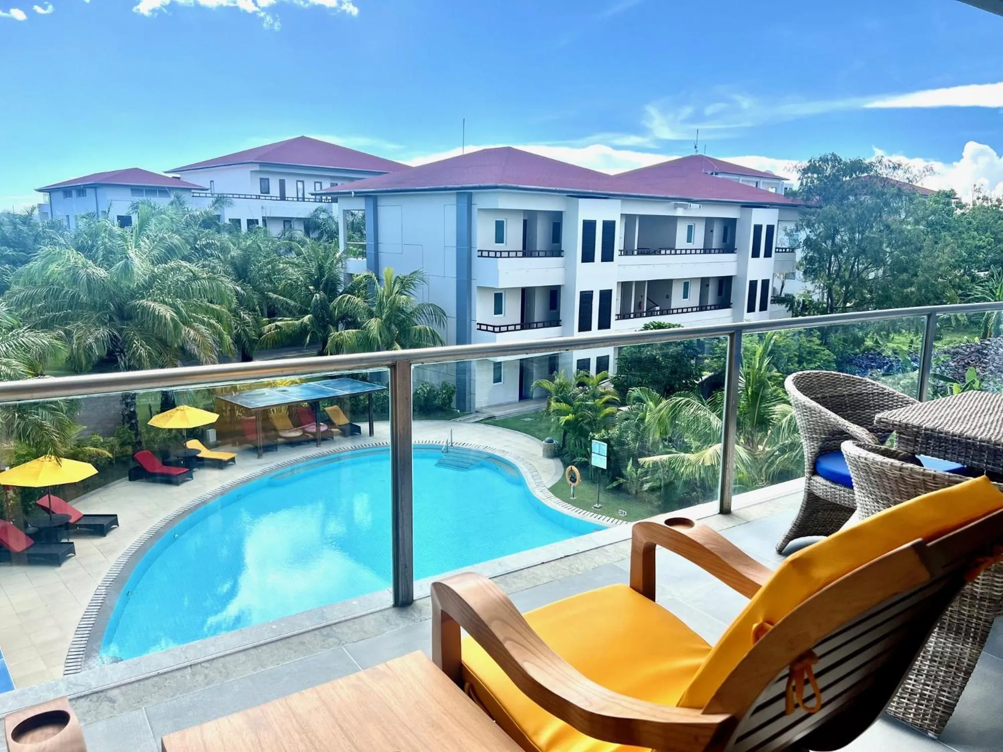 The Bay Sunflower Apartment