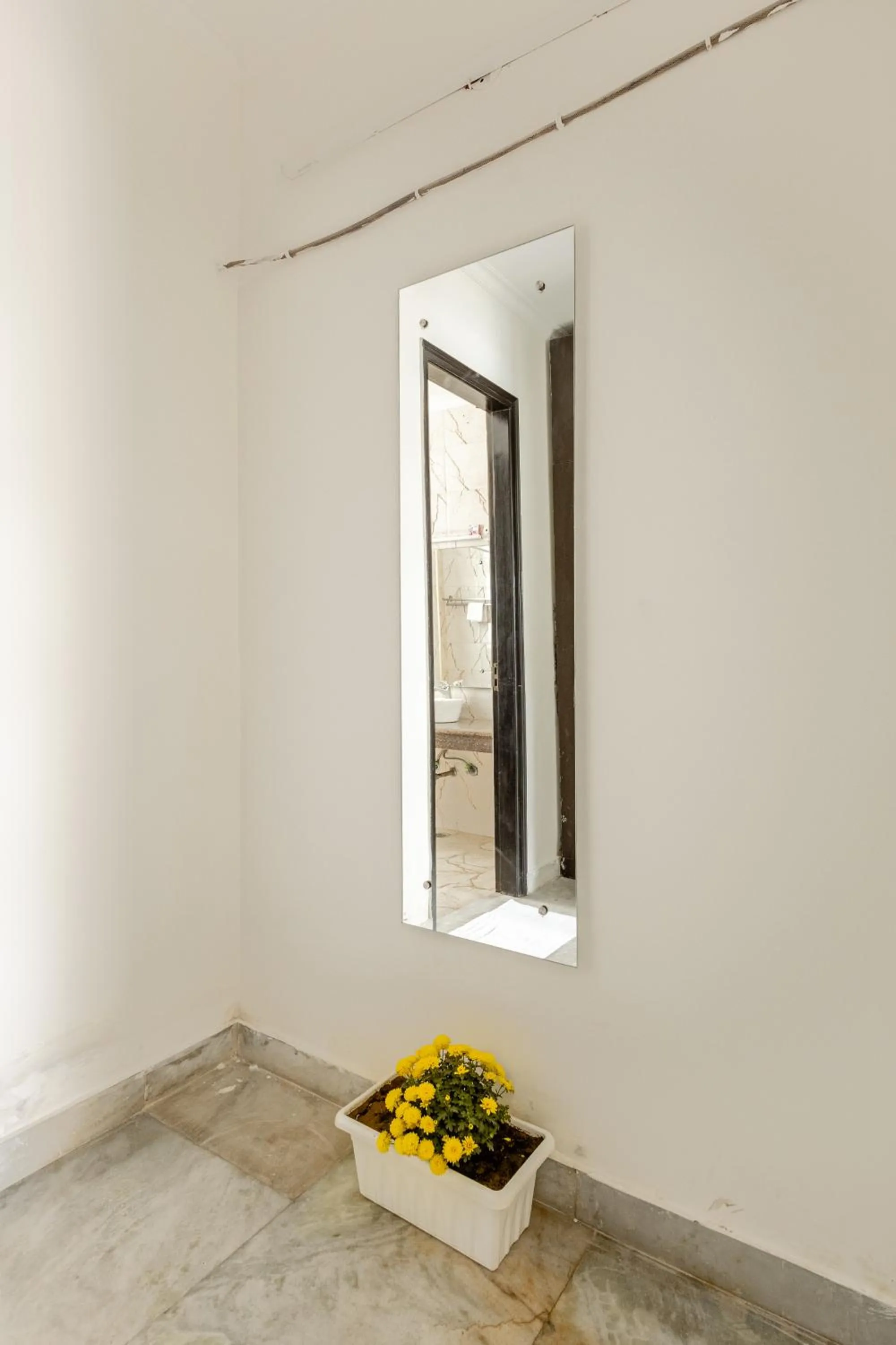 Area and facilities in Lime Tree Hotel - Golf Course Road, Sector-43, Gurugram