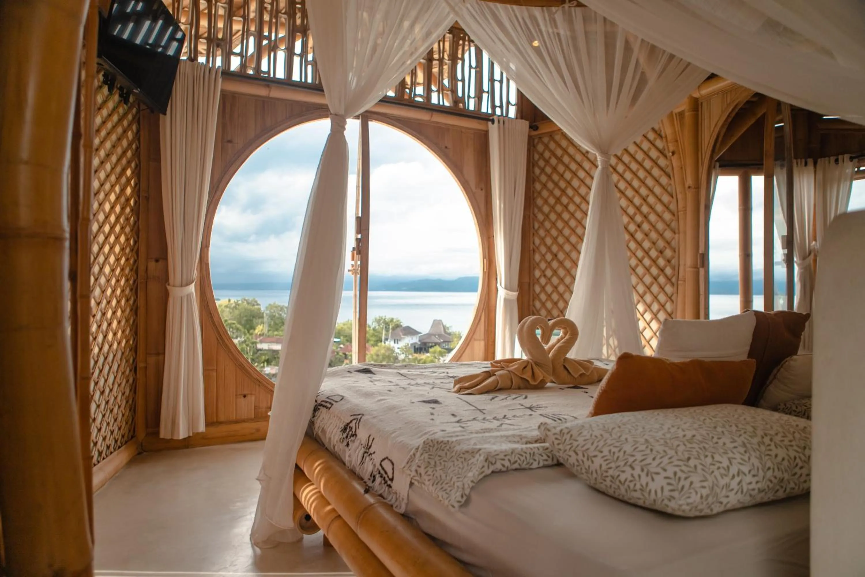 Bed in Camanta Penida - Adult Only