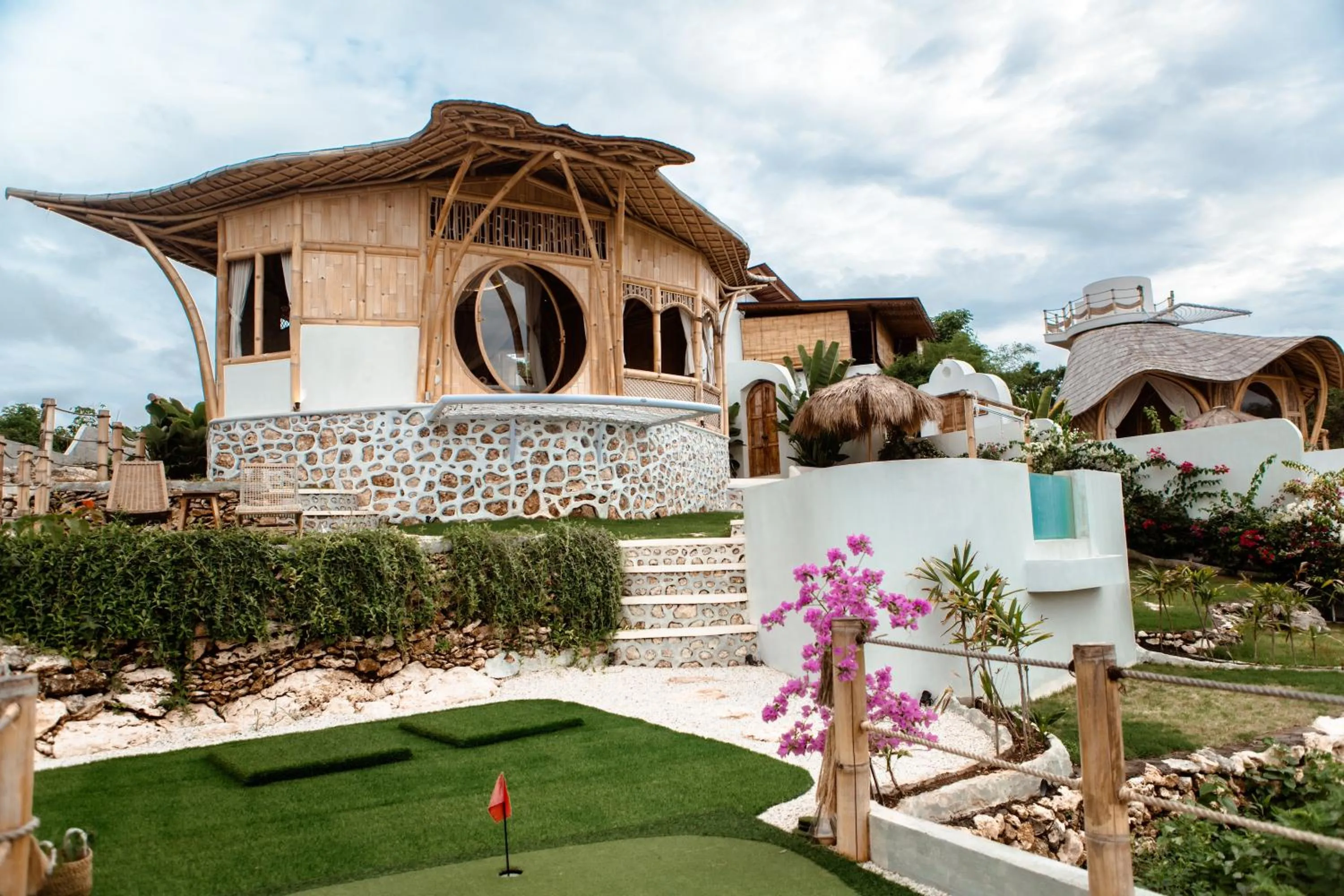 Property building in Camanta Penida - Adult Only